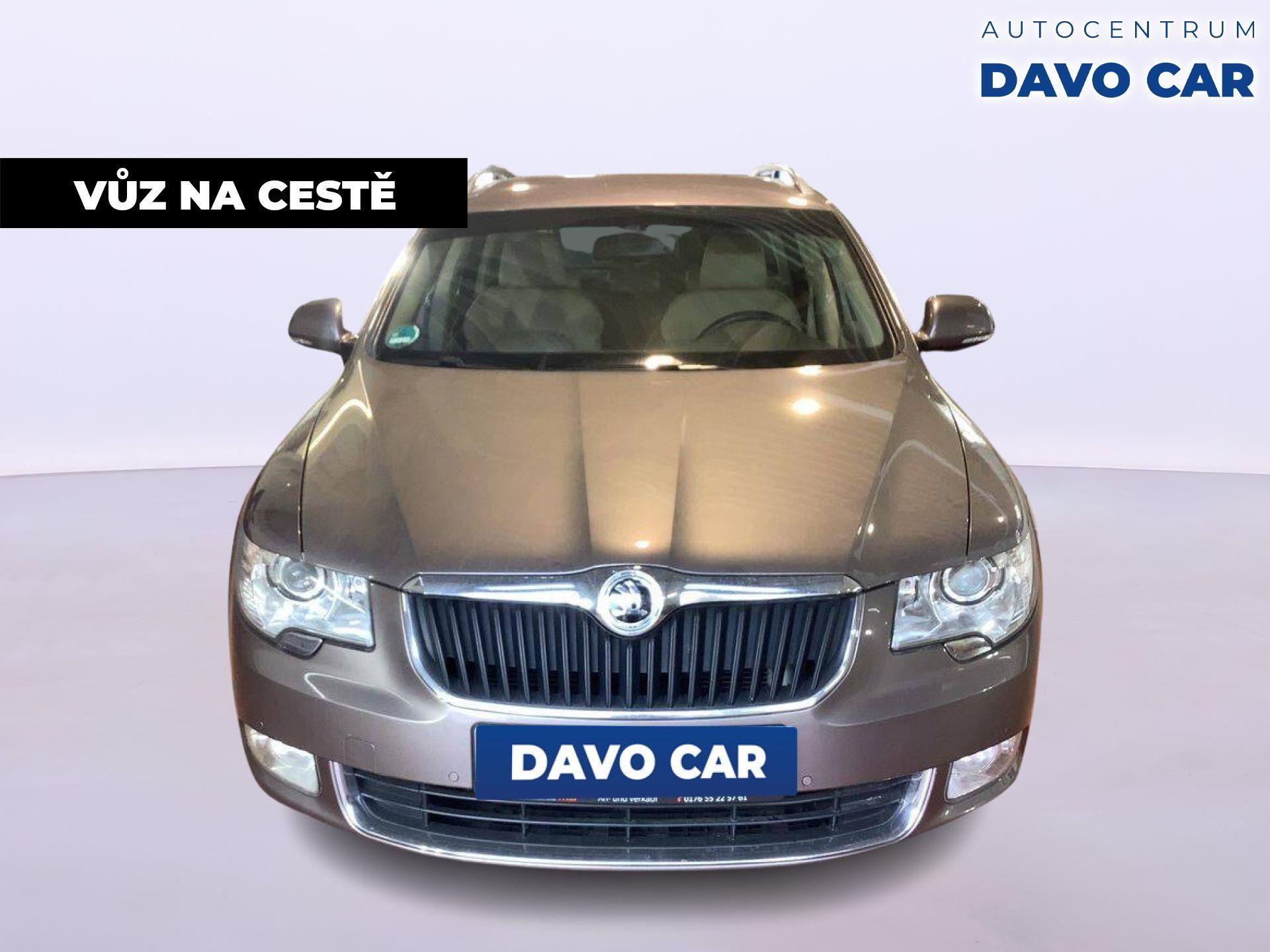 Škoda Superb, 2,0 - fotka 3