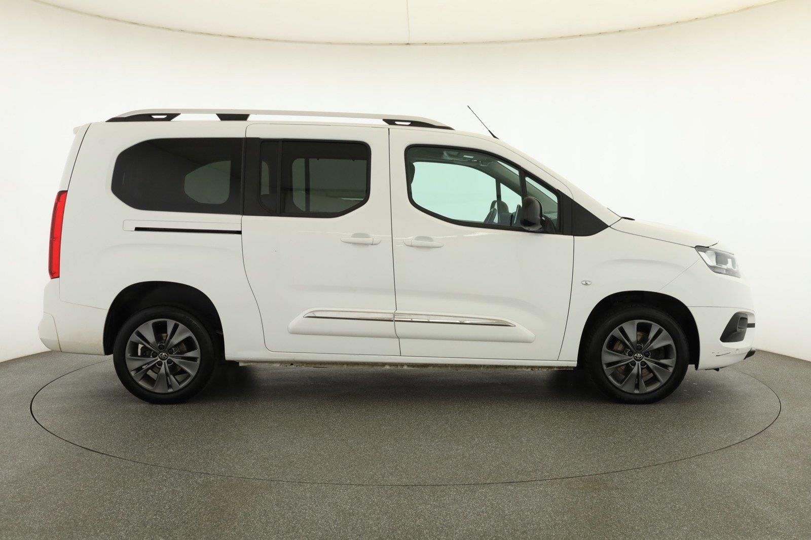 Toyota Proace City Verso, 1.5 D-4D, 7Míst, Klima, ČR - fotka 6