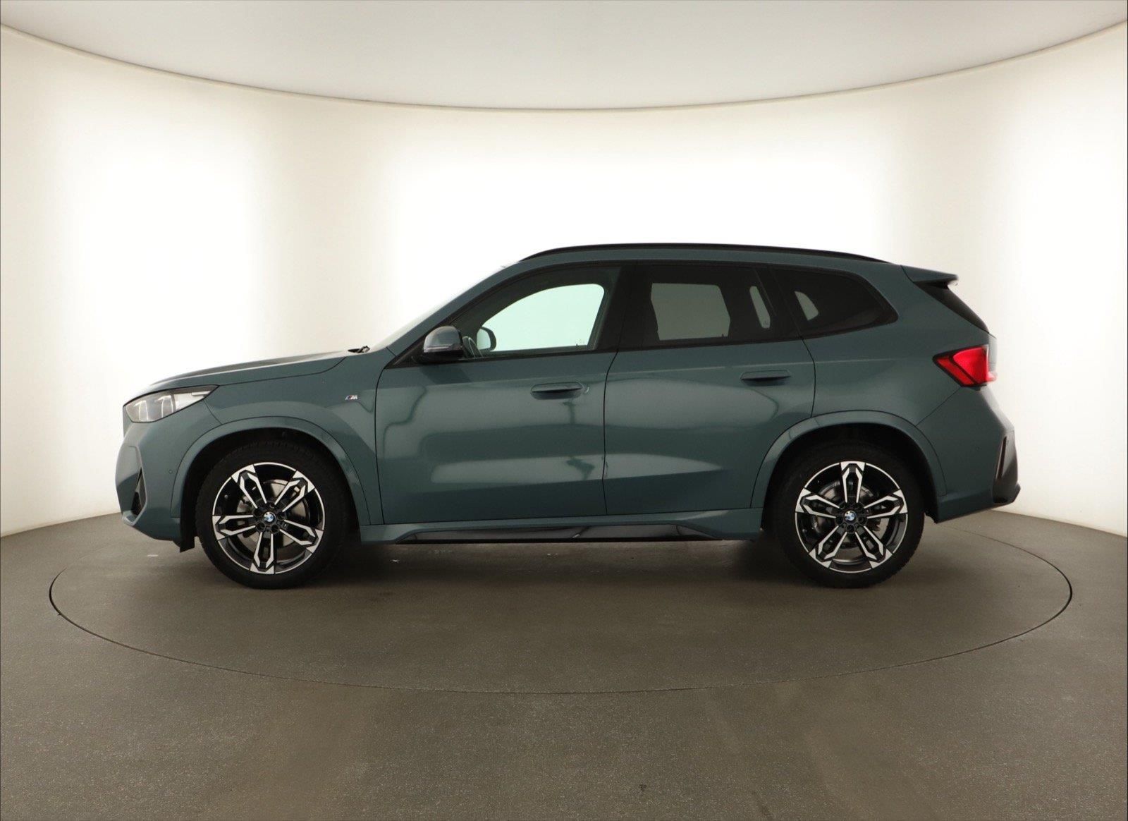 BMW X1, sDrive18i, M Sport - fotka 3