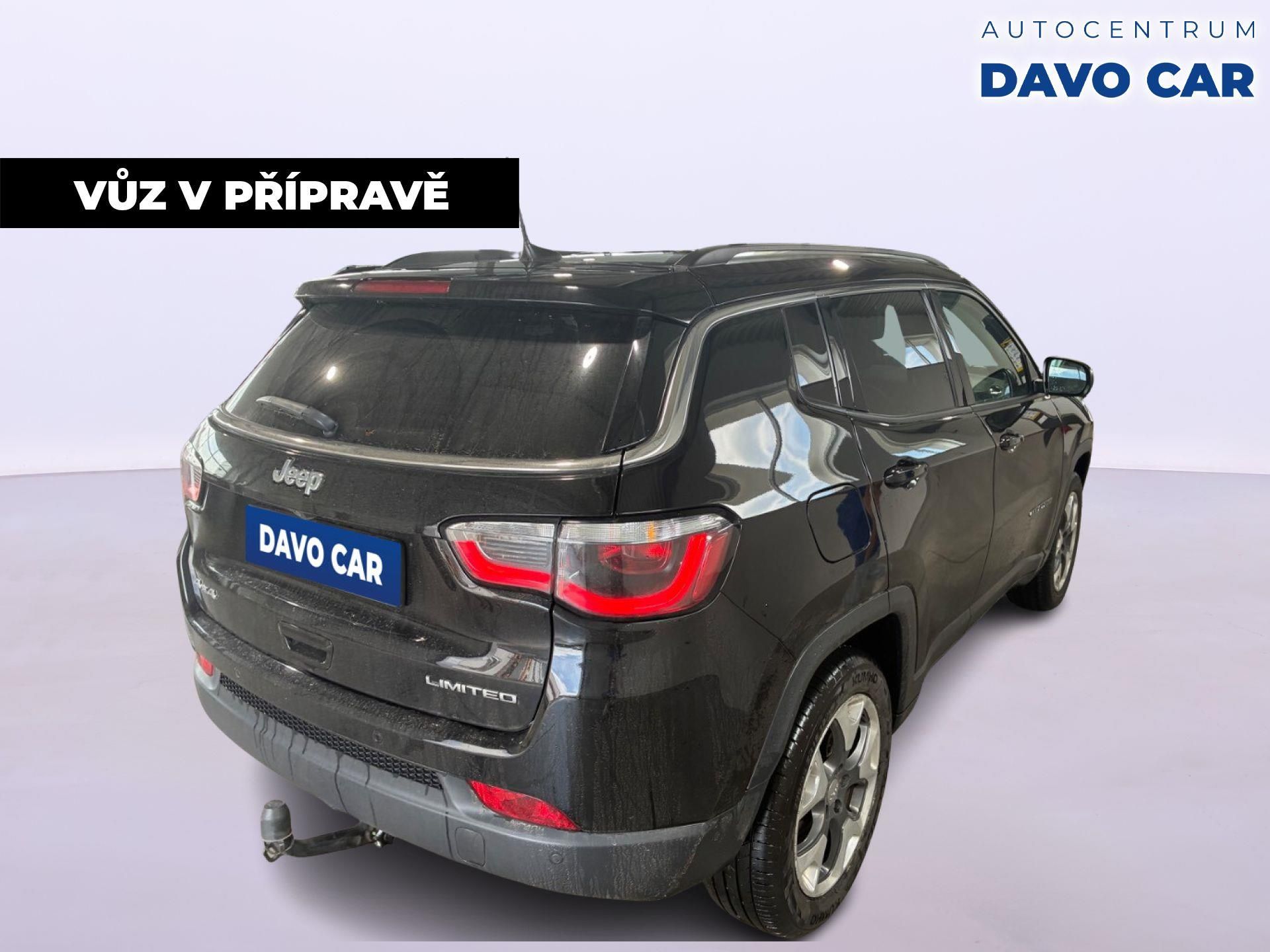 Jeep Compass, 2,0 D 4x4 LIMITED ALU CZ ACC - fotka 3
