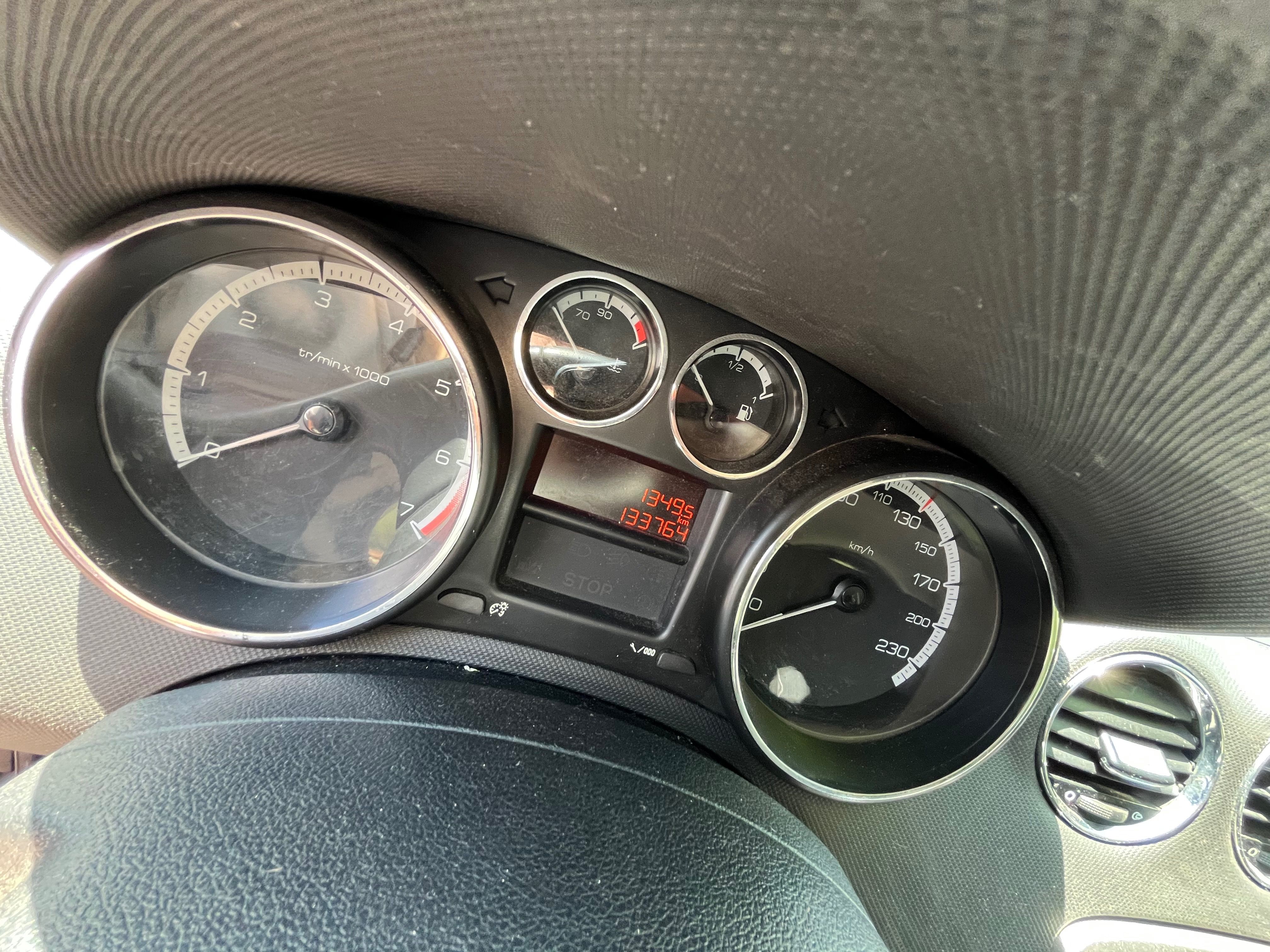 Peugeot 308 - fotka 6