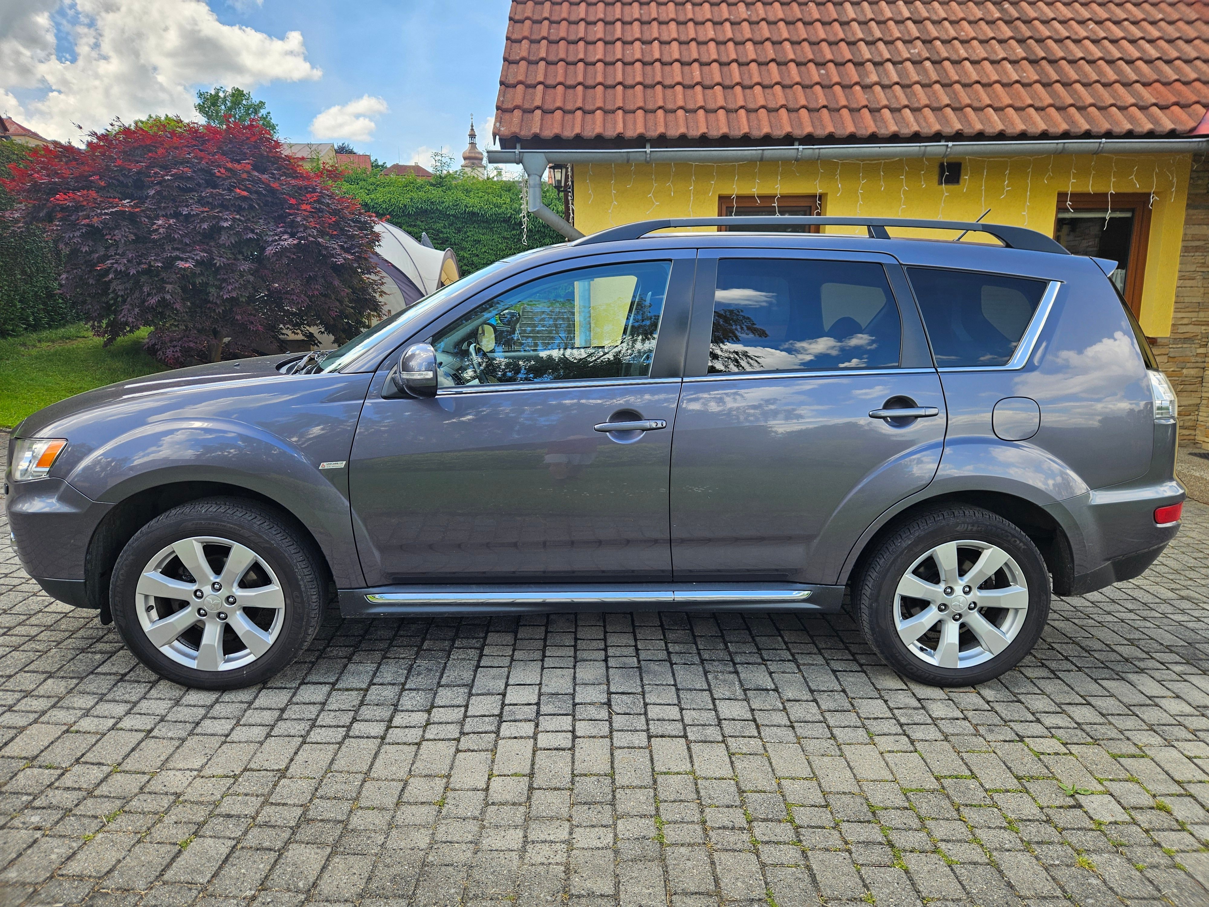 Mitsubishi Outlander, 2.2 DI-D, 130kW, 4x4 - fotka 3