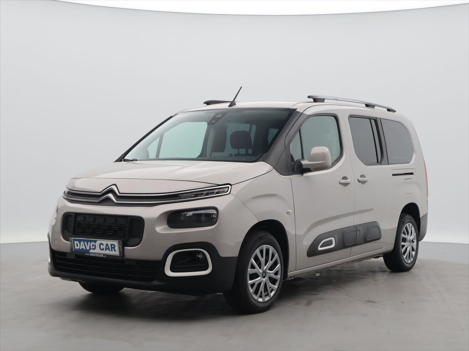 Citroën Berlingo, 1,2 PureTech 96kW Feel XL CZ - fotka 3