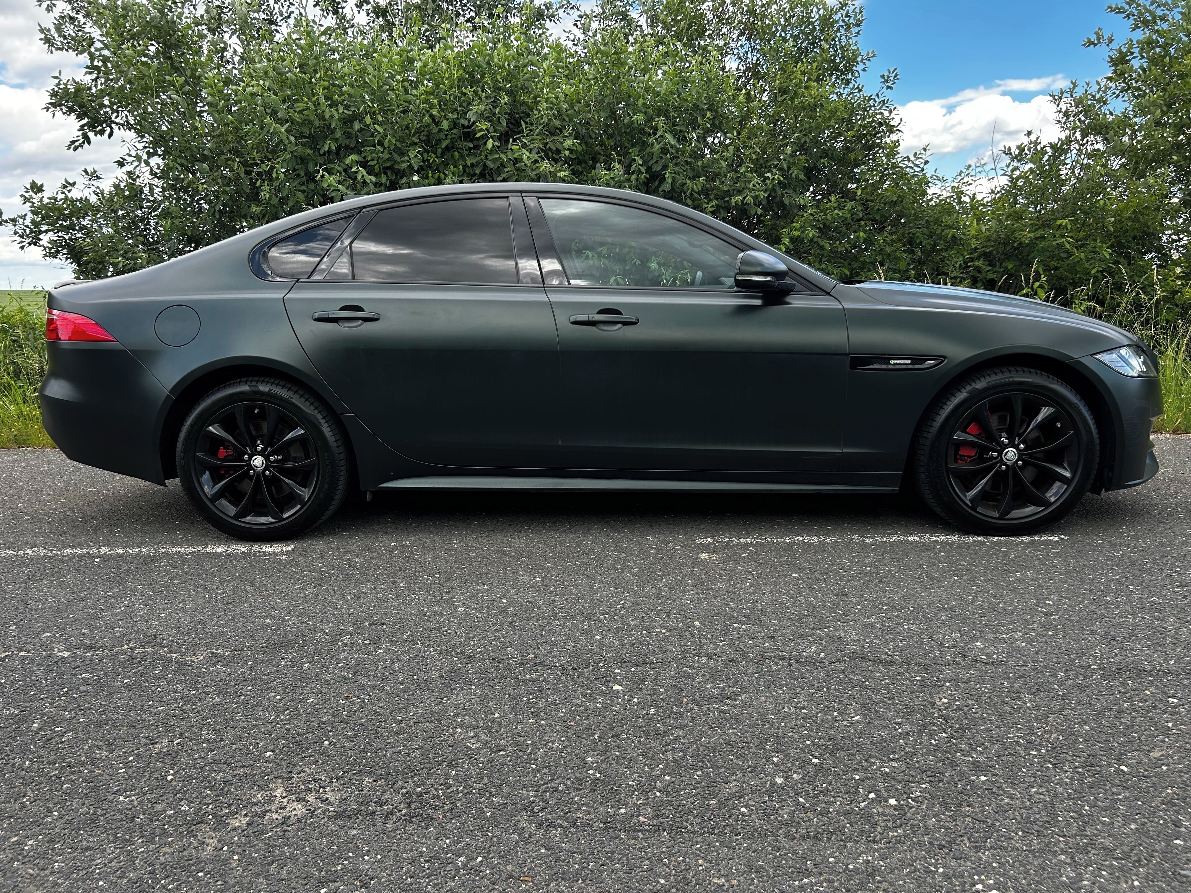 Jaguar XF, D 200, R-Dynamic, AWD - fotka 2
