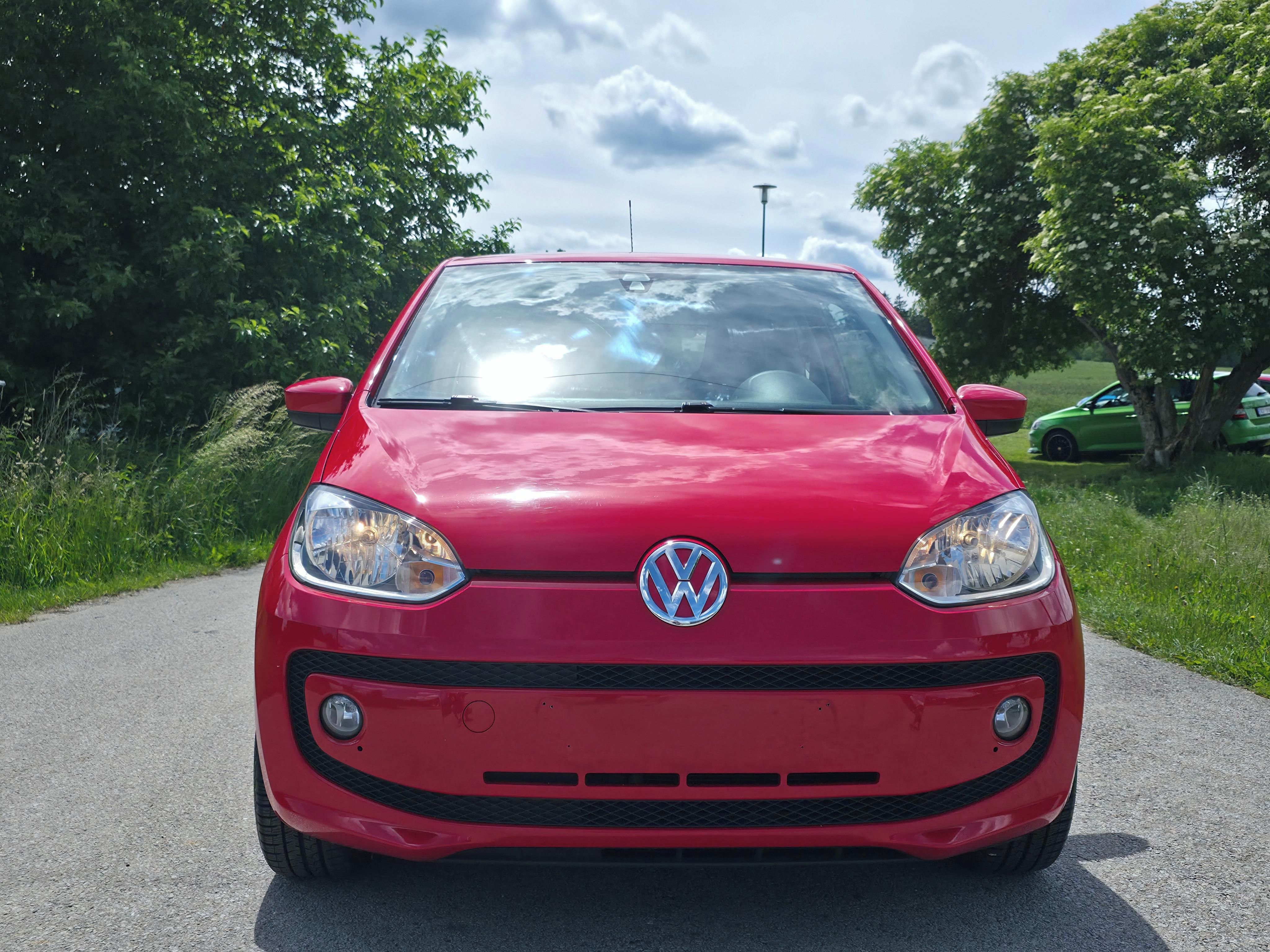 Volkswagen Up!, High 1.0MPI/55kW-Senzory,Celor - fotka 2