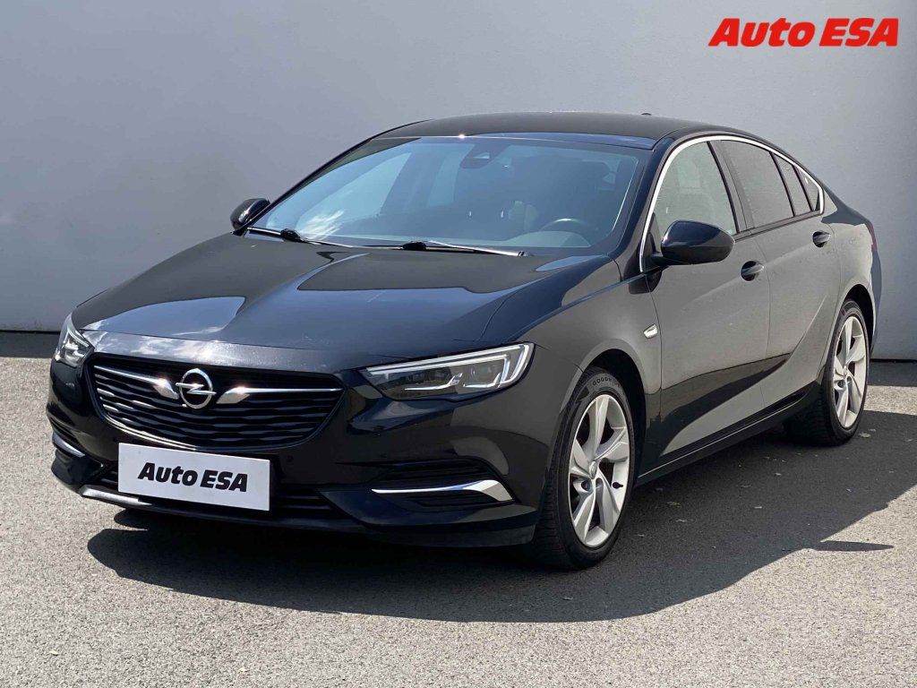 Opel Insignia, 2.0 D - fotka 3