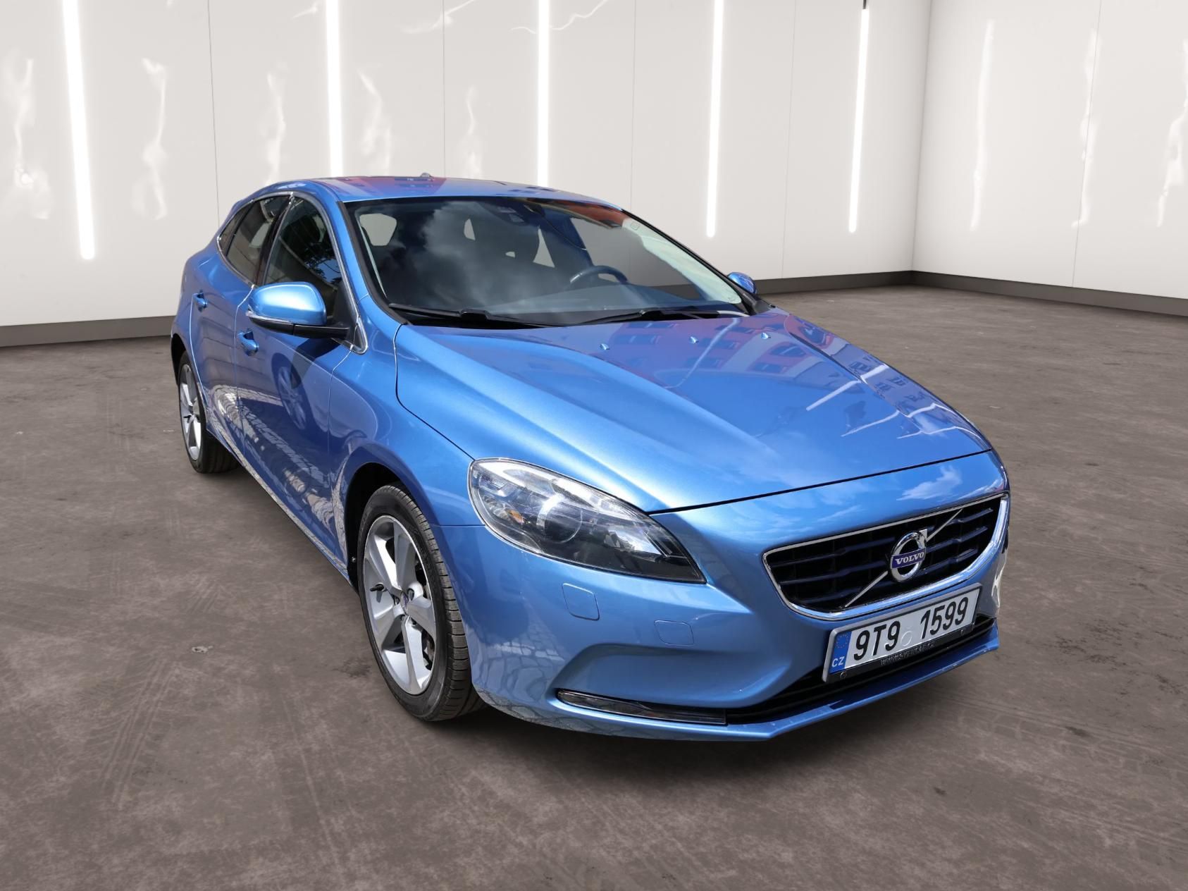 Volvo V40 - fotka 5