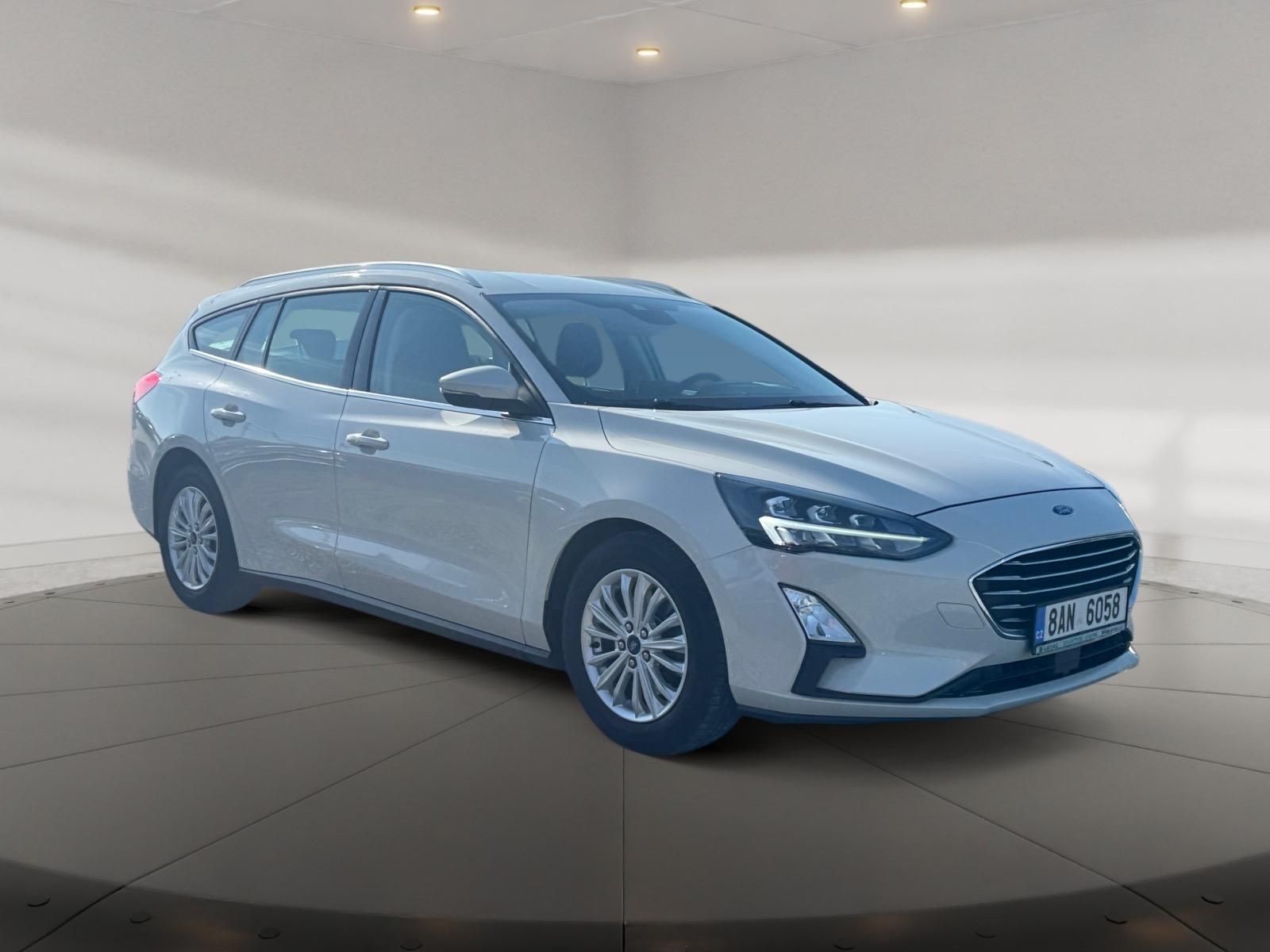 Ford Focus, TITANIUM 1.5EBL 88kW CZ DPH - fotka 3
