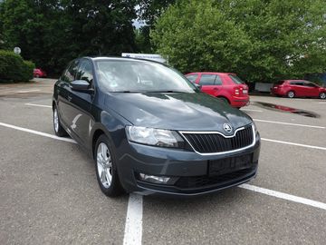 1.0 TSI (81 KW) Spaceback