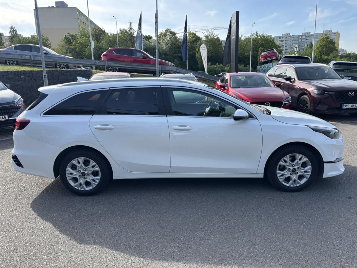 Kia Cee´d, 1,5 TGDi AT TOP ZÁRUKA KAMERA - fotka 6