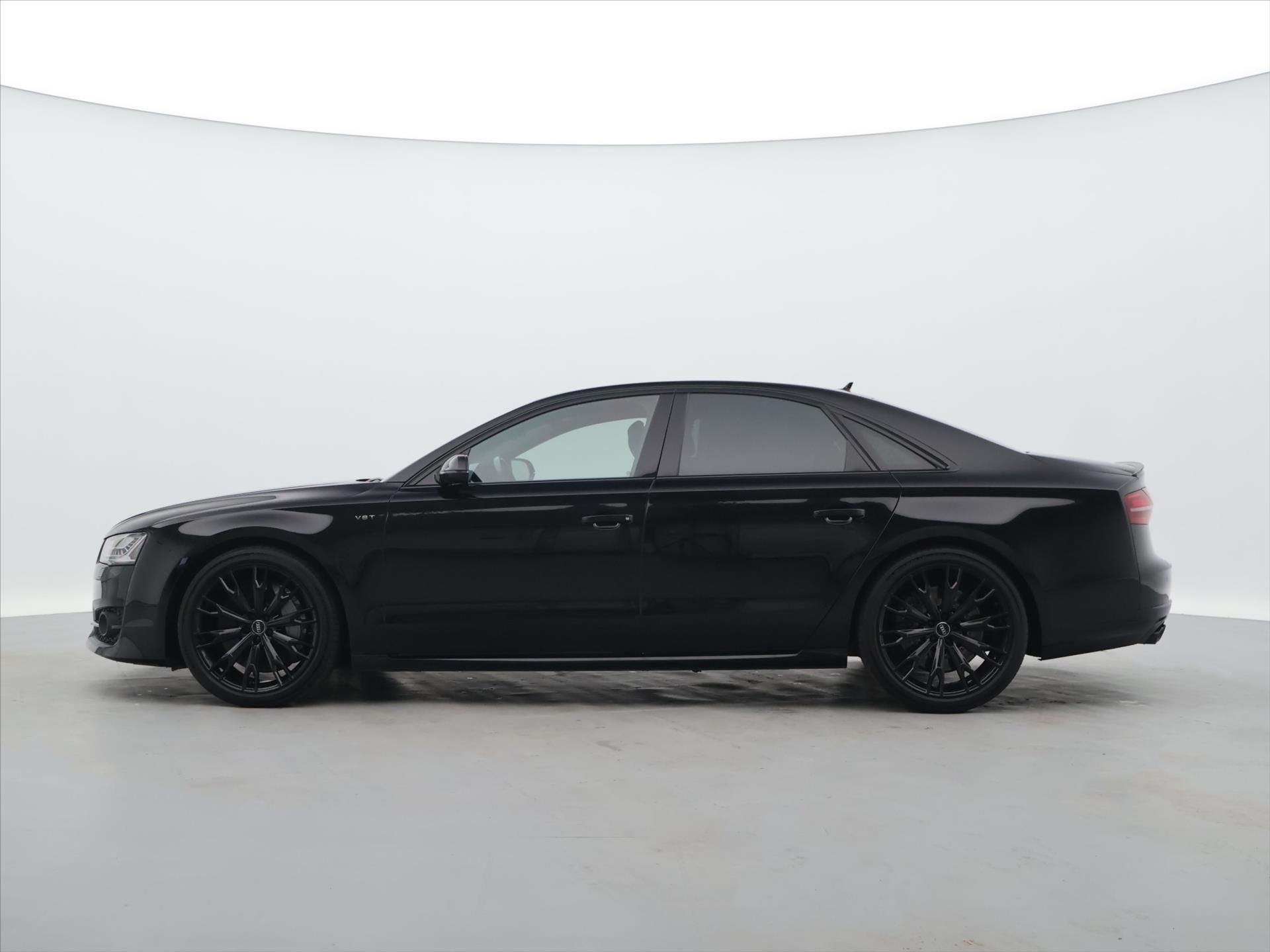 Audi S8, 4.0 TFSI 445kW Plus 4x4Tiptron - fotka 4