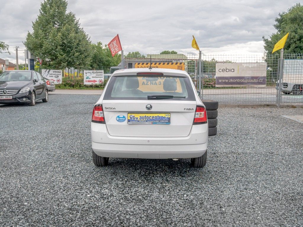 Škoda Fabia, ČR 1.4TDI 77KW – DIGI KLIMA - fotka 6