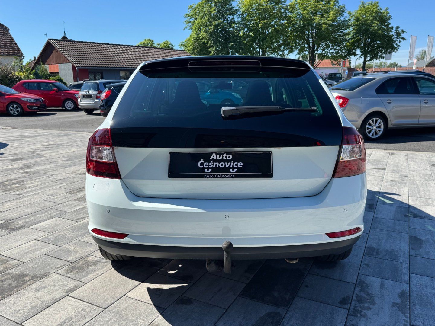 Škoda Rapid, Spaceback StylePlus 1.4TSI DSG - fotka 6