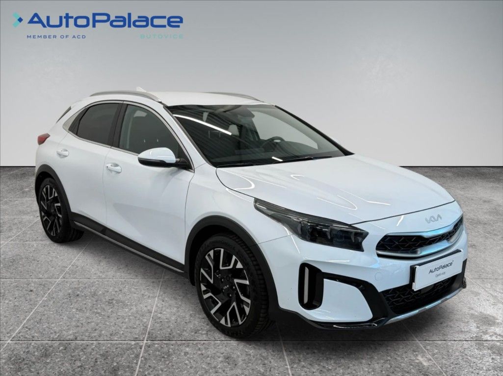 Kia XCee´d, 1,5 T-GDI ZÁRUKA MHEV AT TOP - fotka 3