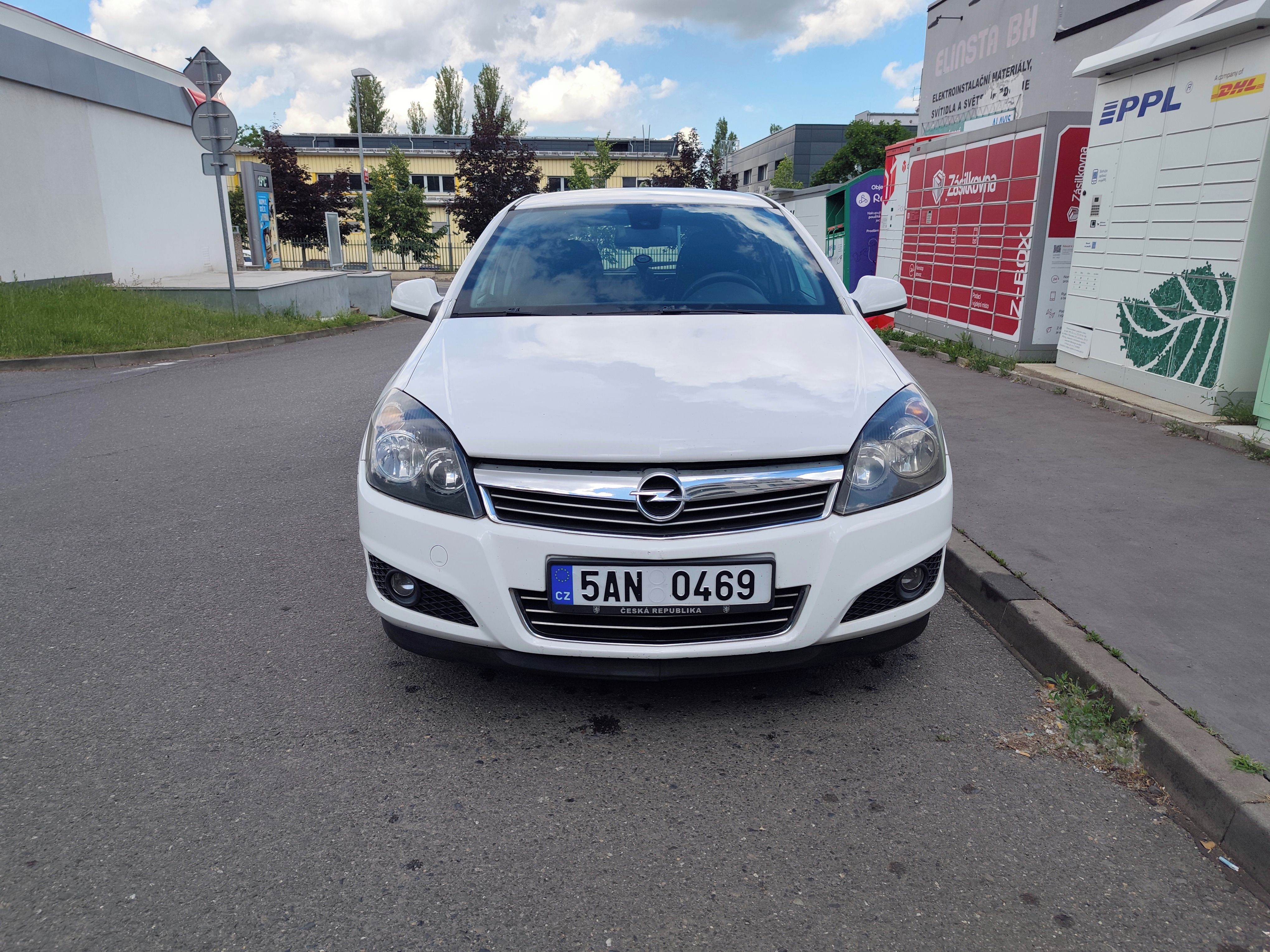 Opel Astra, 1,7 CDTI CARAVAN - fotka 3