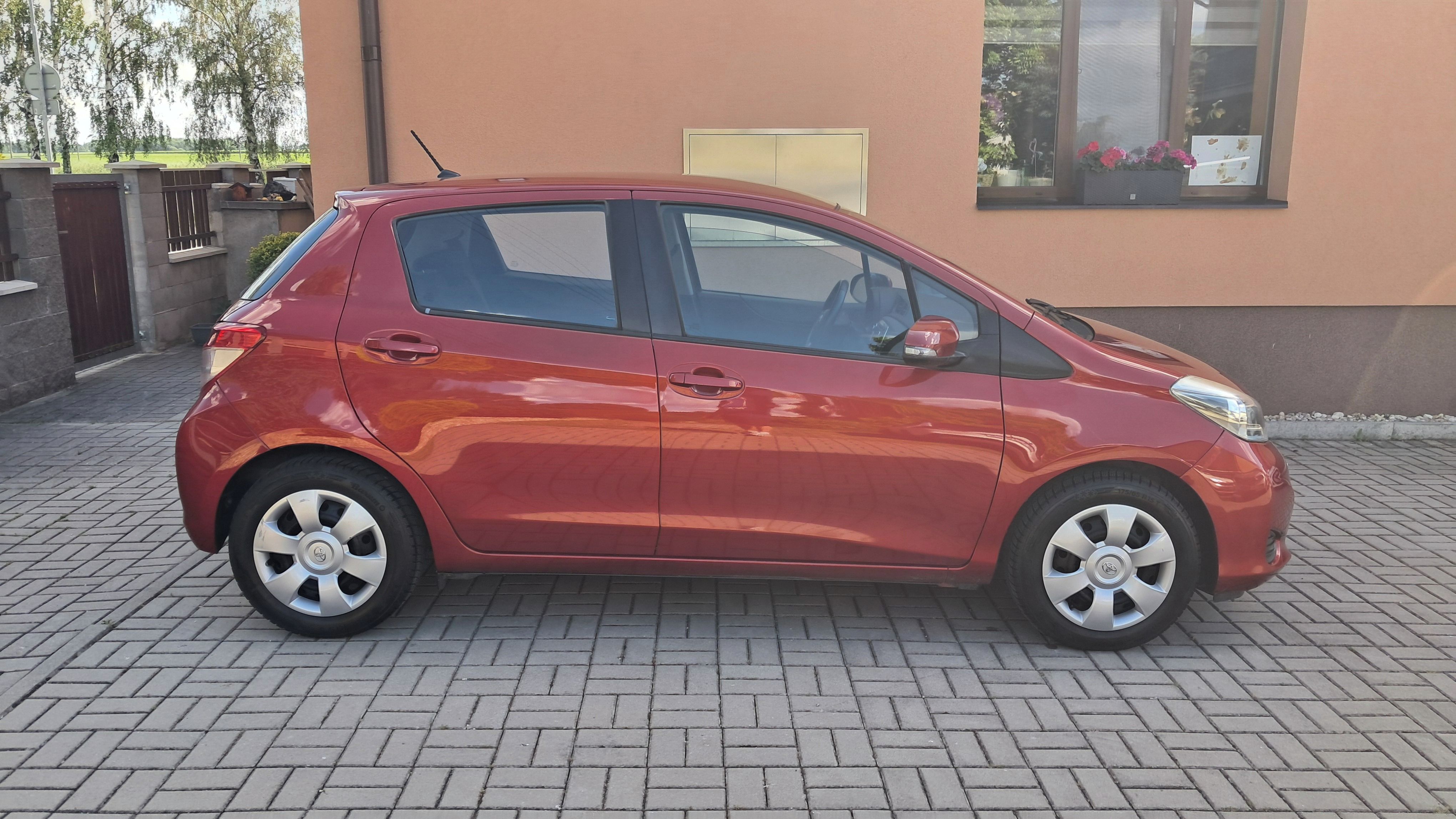Toyota Yaris, 1.0i / 51KW ČR - fotka 5