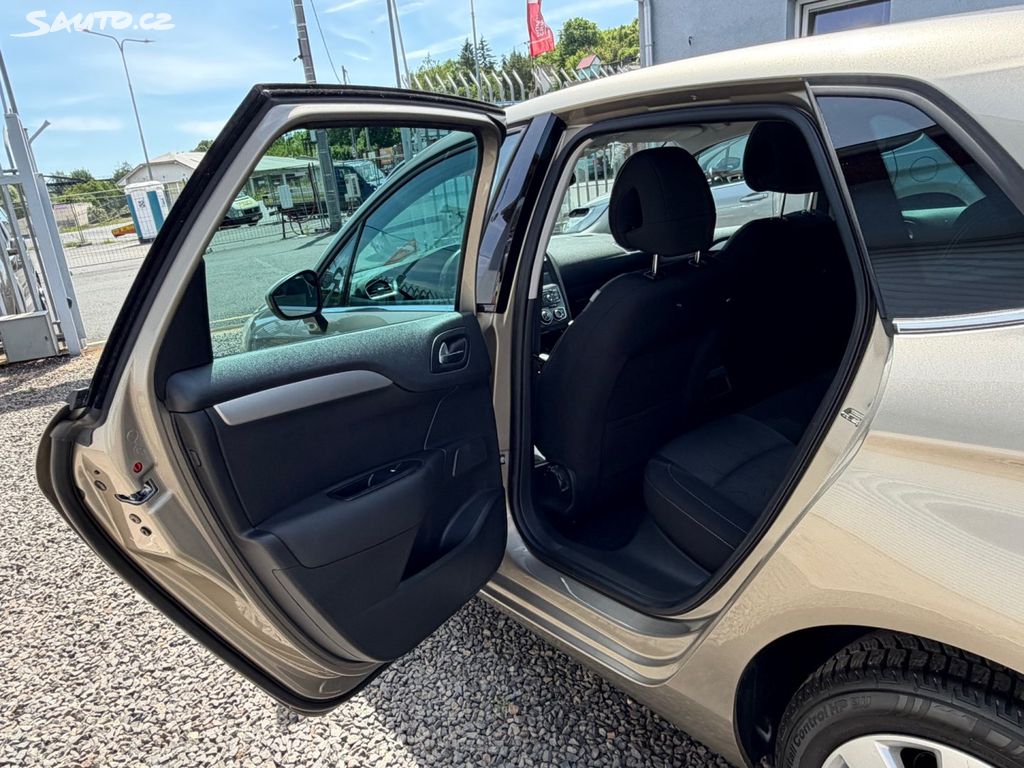 Citroën C4, 1,6 88kW, SERVISKA