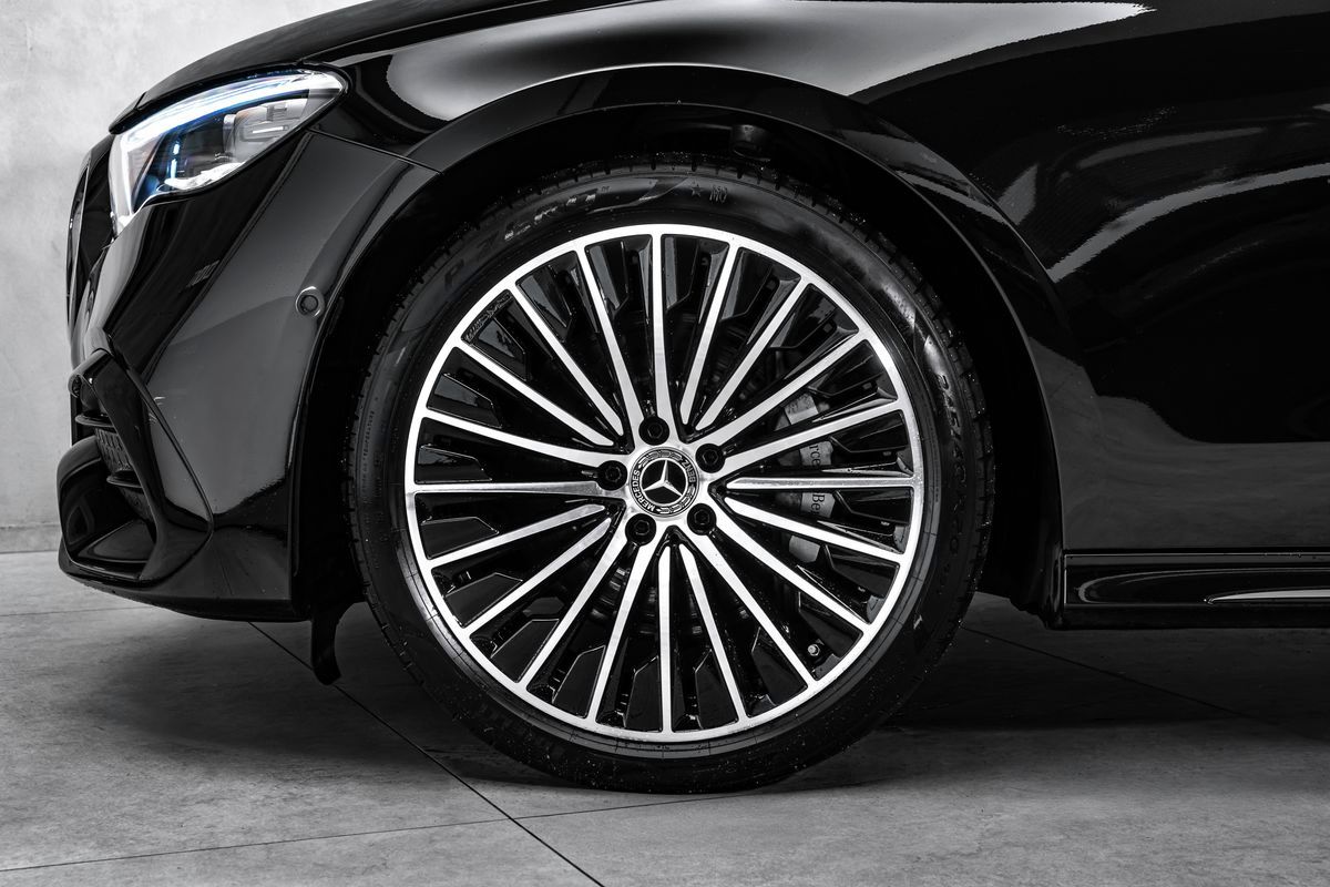 Mercedes-Benz Třídy E, d 4M AMG Nezávislé Burmester - fotka 2