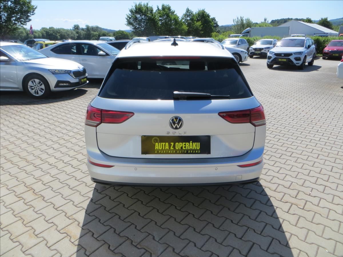 Volkswagen Golf, 1,5 TSI 96kW Life ČR - fotka 6