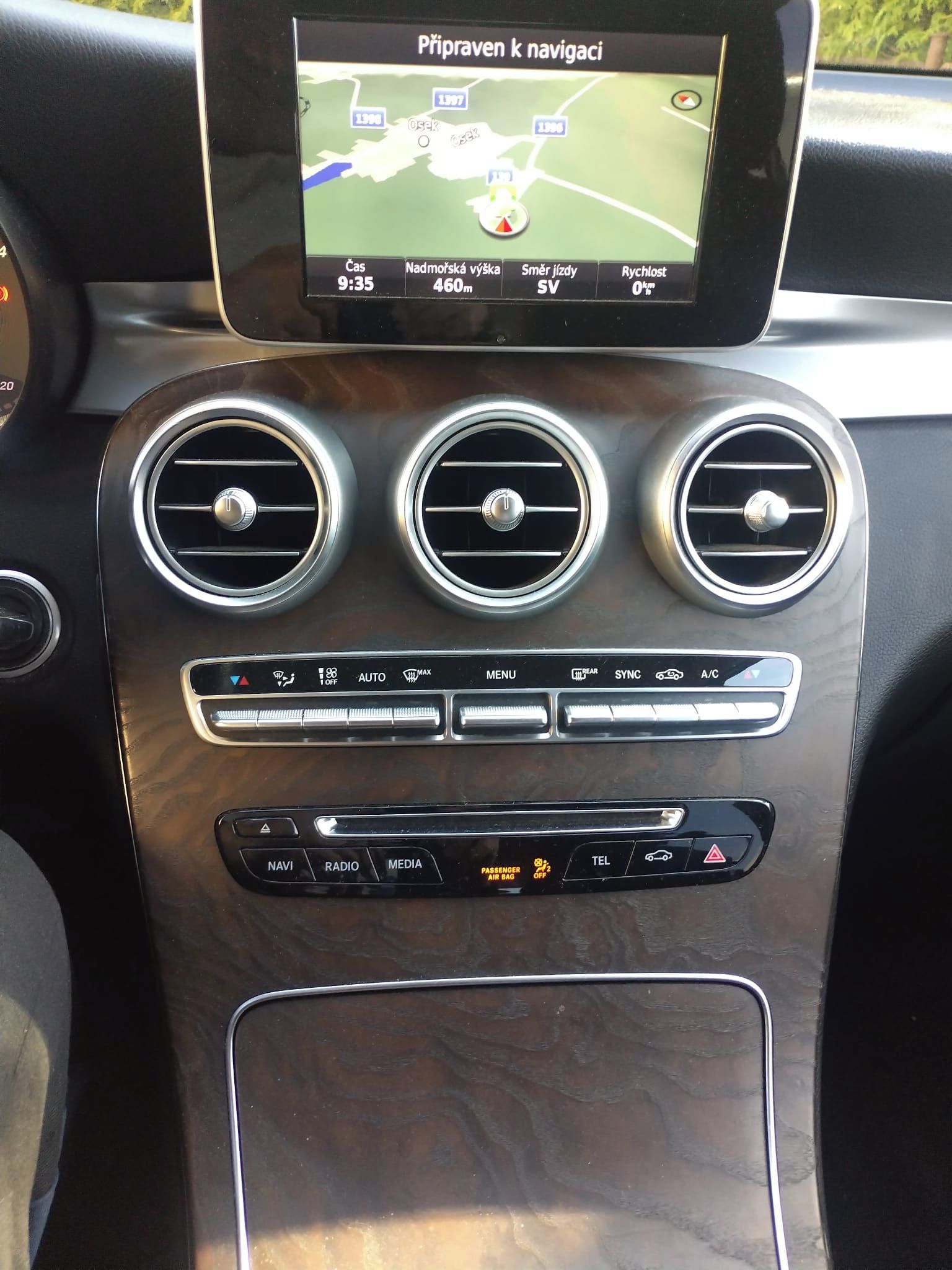 Mercedes-Benz GLC, 220 D 4Matic - PERFEKTNÍ STAV - fotka 6