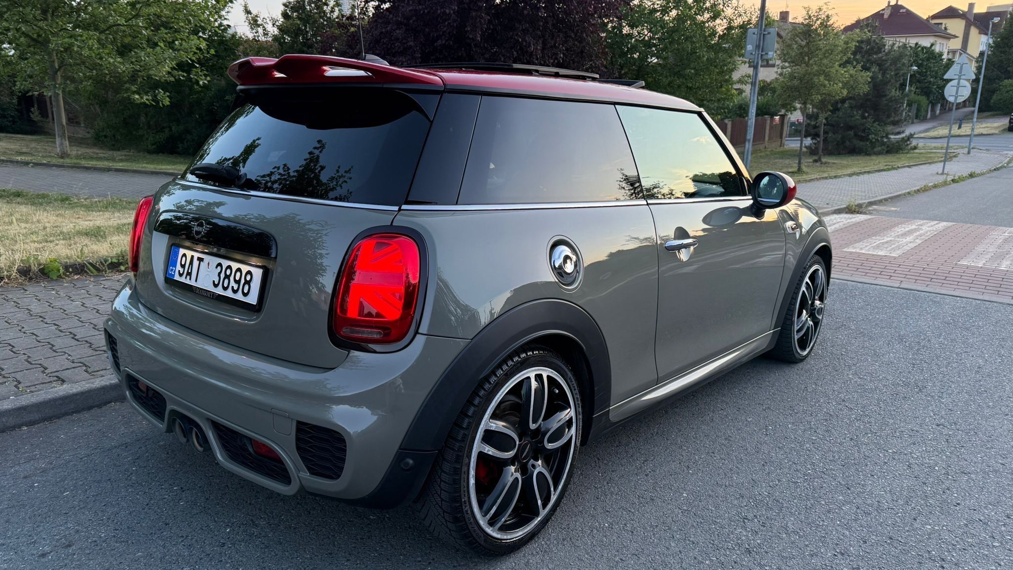 Mini Cooper S, John cooper works VÝBAVA - fotka 4