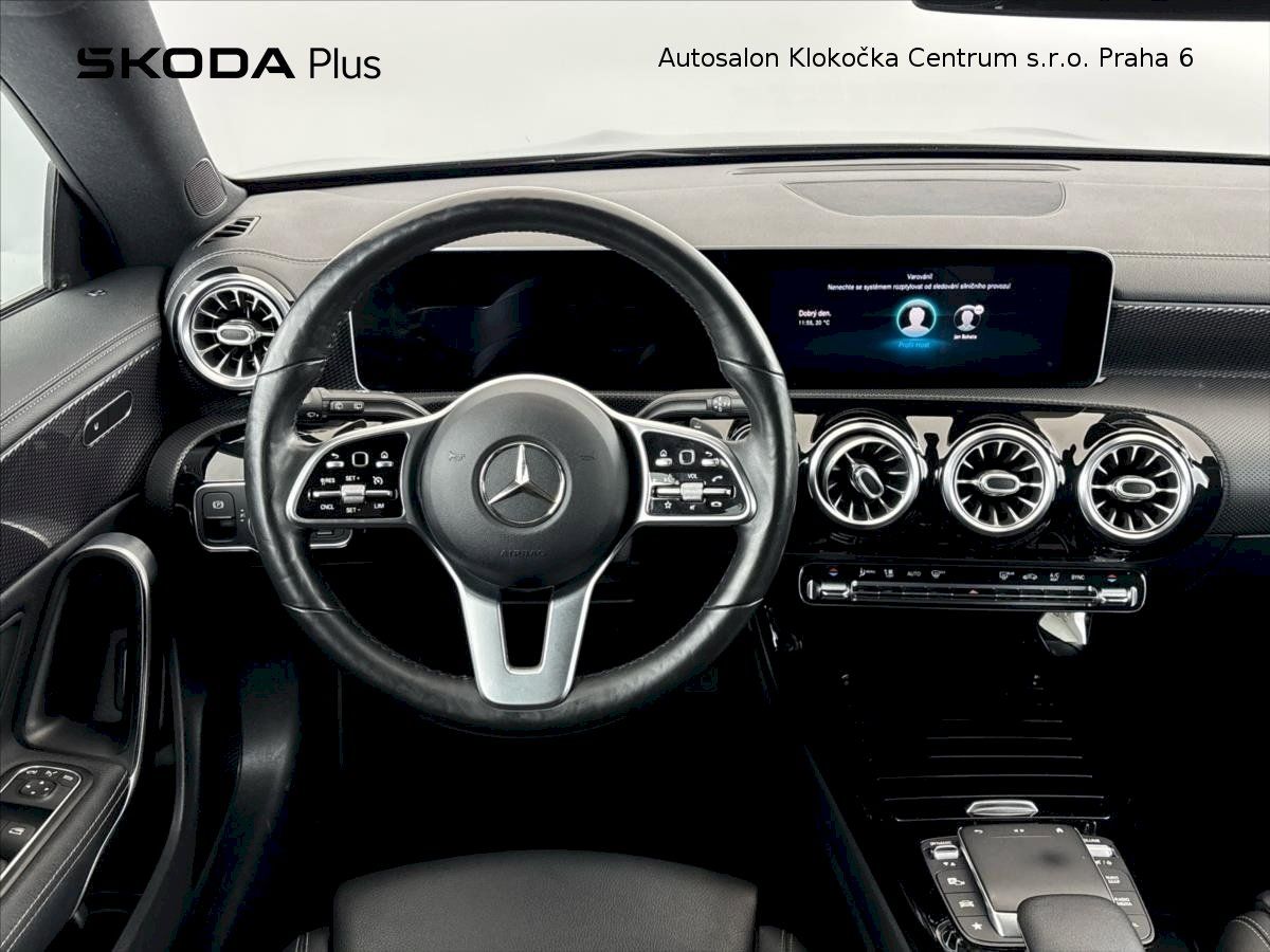 Mercedes-Benz CLA, 180D85 kW Shooting Brake 7AT - fotka 6