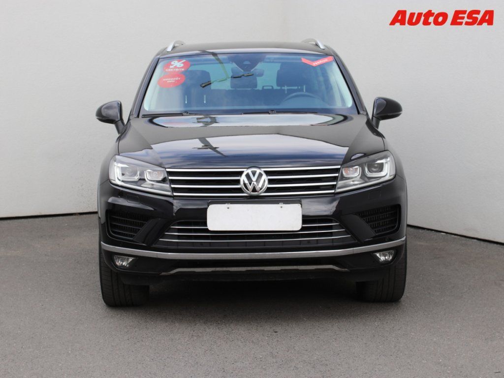 Volkswagen Touareg, 3.0 TDi 4x4,AT - fotka 2
