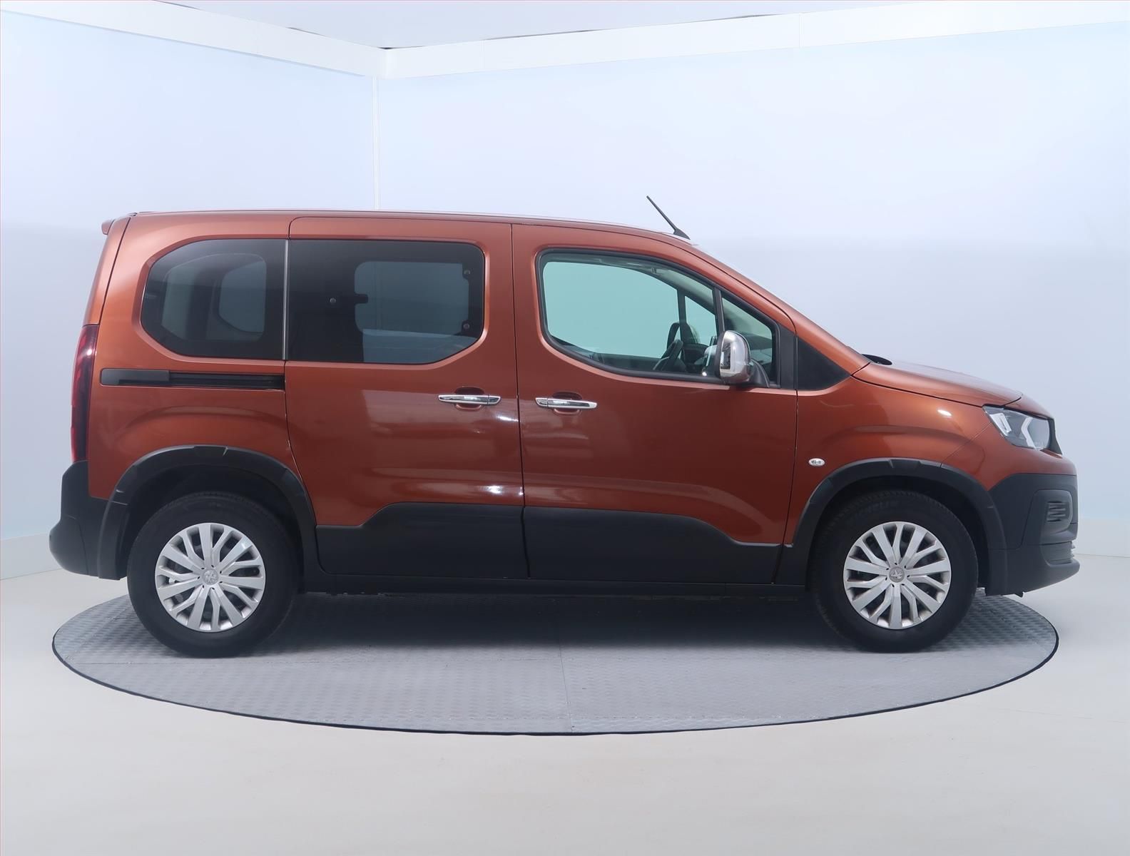 Peugeot Rifter, 1.2 PureTech, 5Míst, Klima, ČR - fotka 6