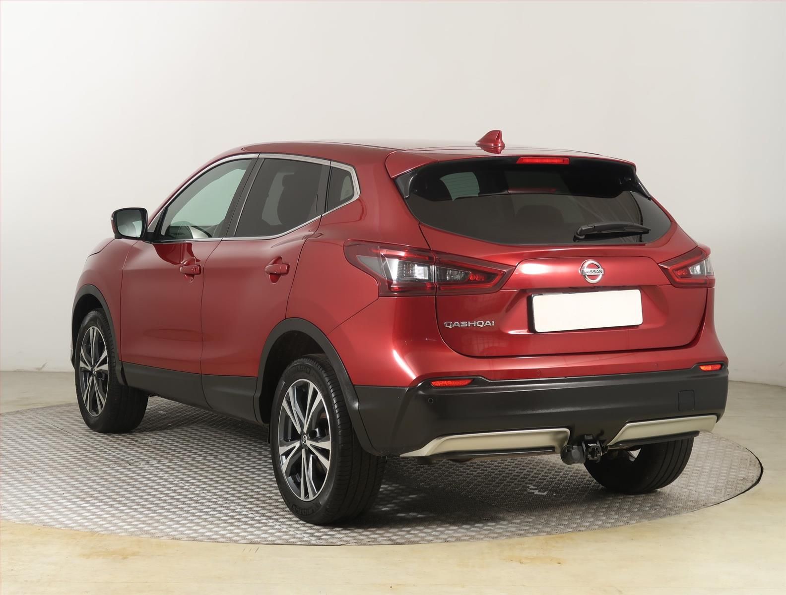 Nissan Qashqai, 1.3 DIG-T, Serv.kniha, Navi - fotka 4