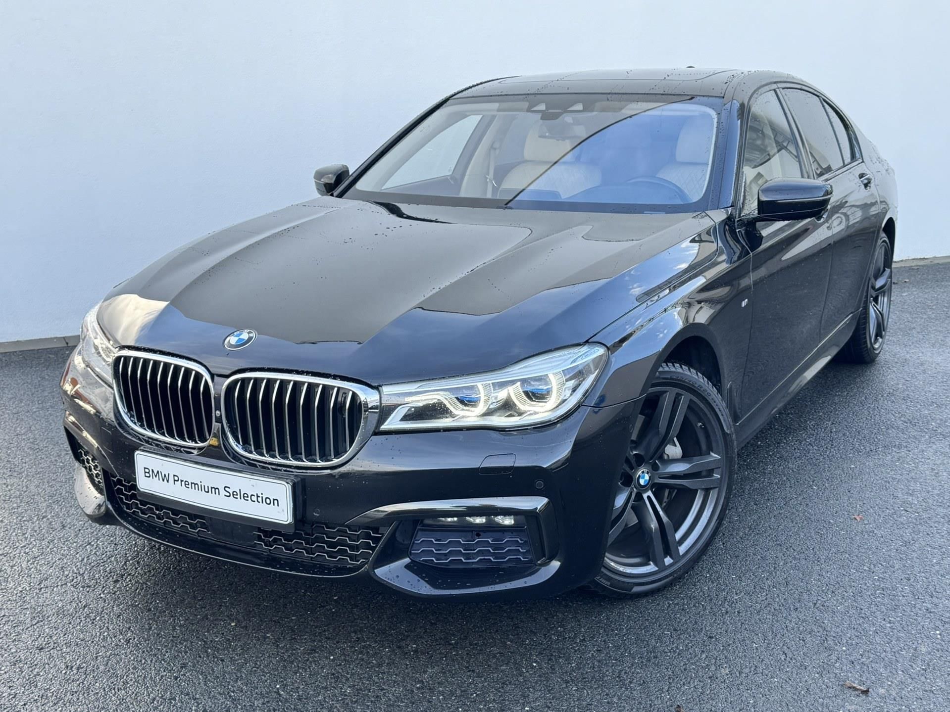 BMW Řada 7, 740d xDrive Mpaket Pure Excela