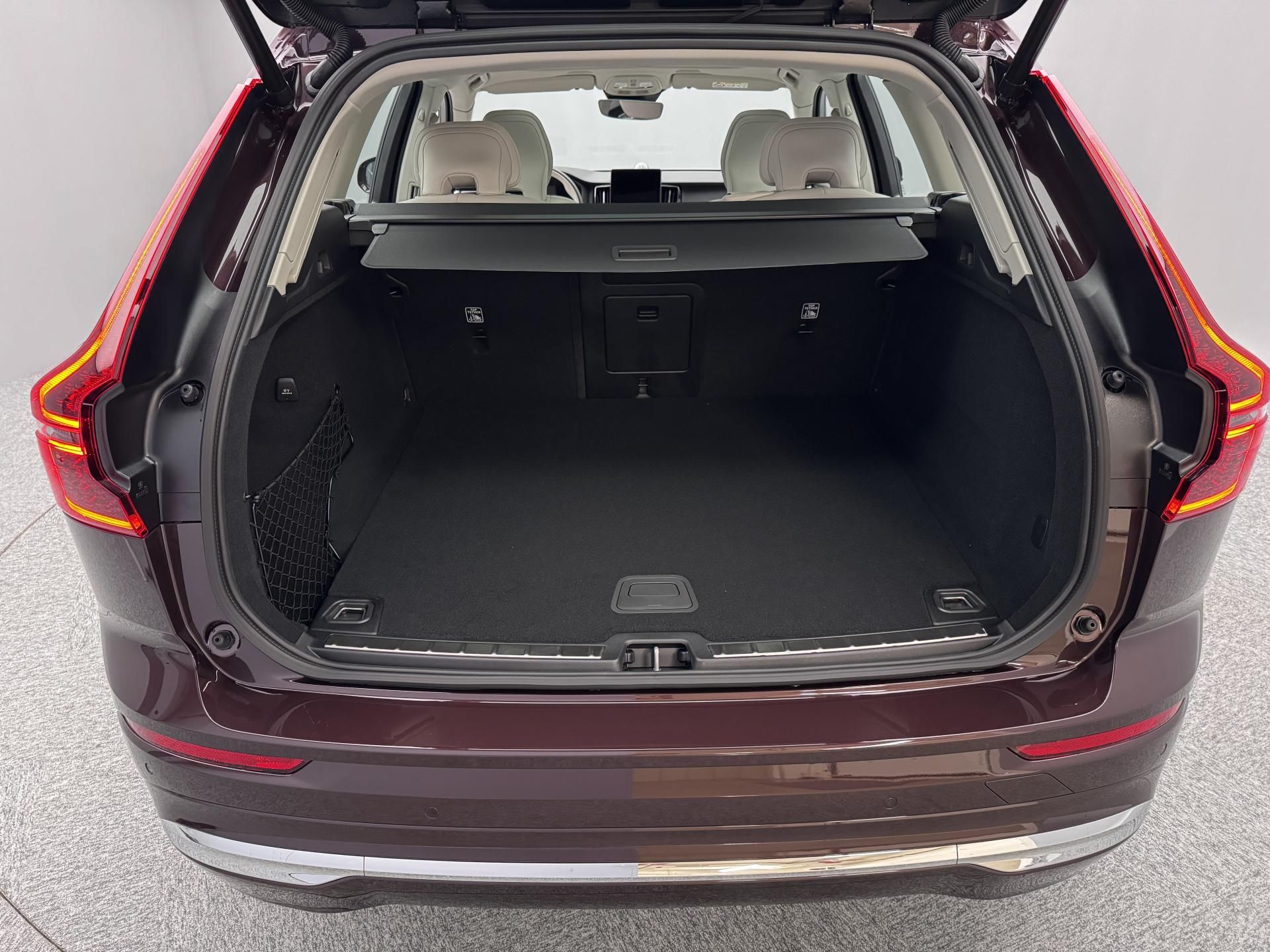 Volvo XC60, B5 AWD AUT BRIGHT ULTRA - fotka 5