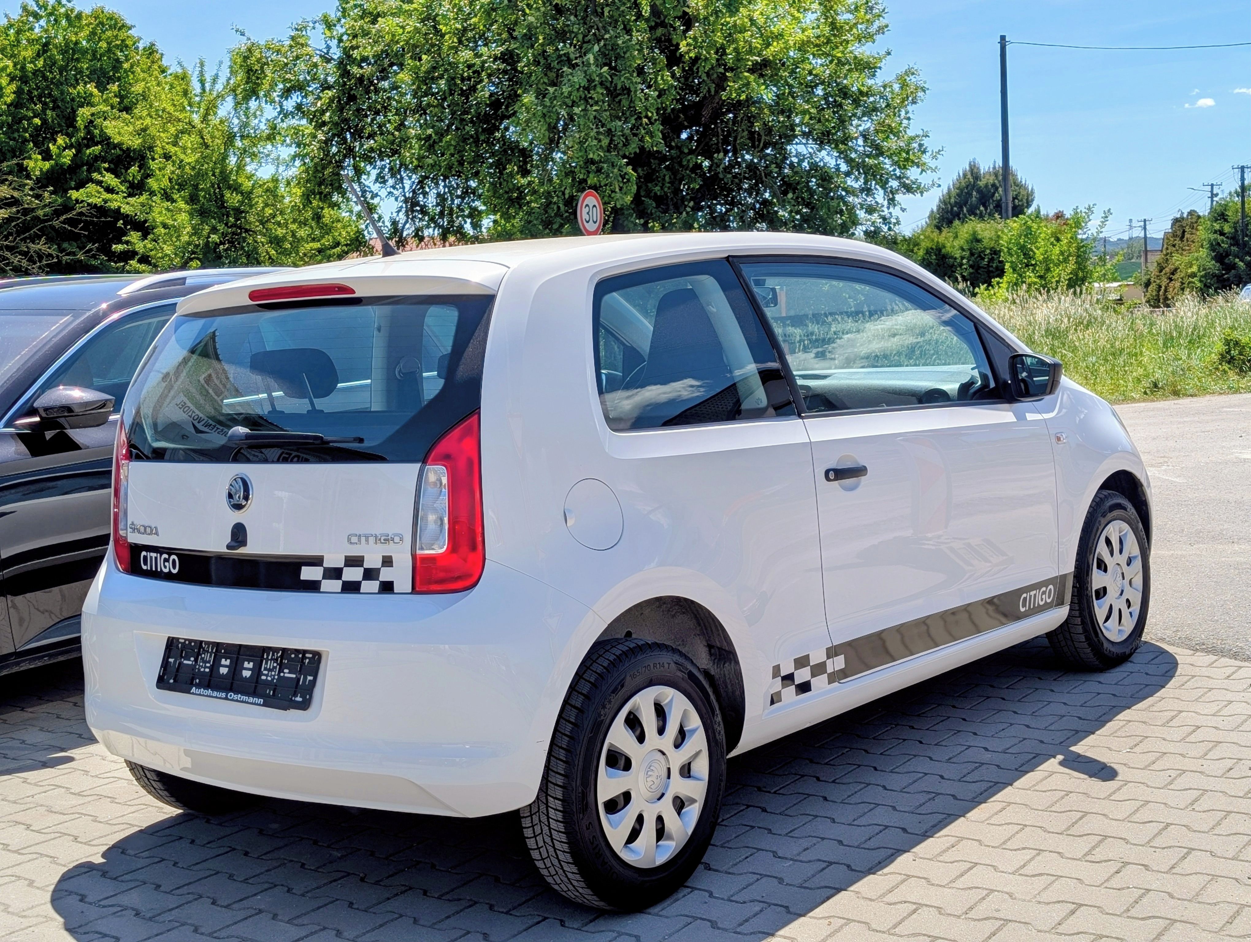 Škoda Citigo, 1.0MPi 44kW 89TKM 2015 KLIMA - fotka 4
