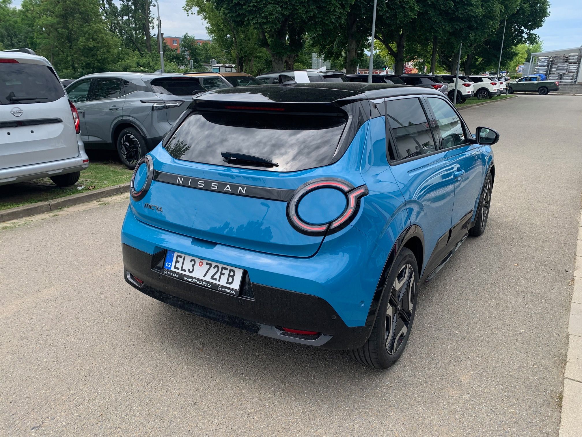 Nissan Micra, EVOLVE 52kWh + Two-tone - fotka 5