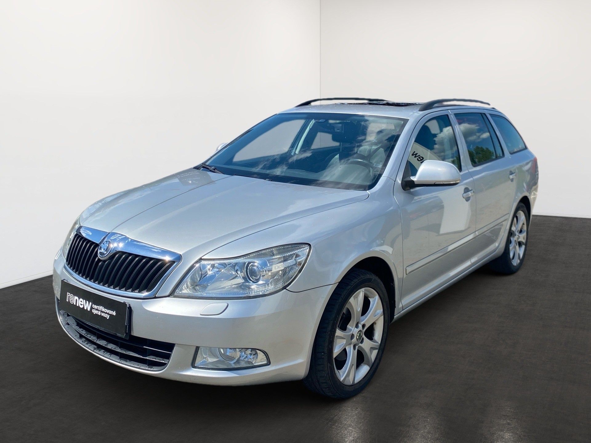Škoda Octavia, 1.4 TSI 90kw, Elegance, NOVÁ S