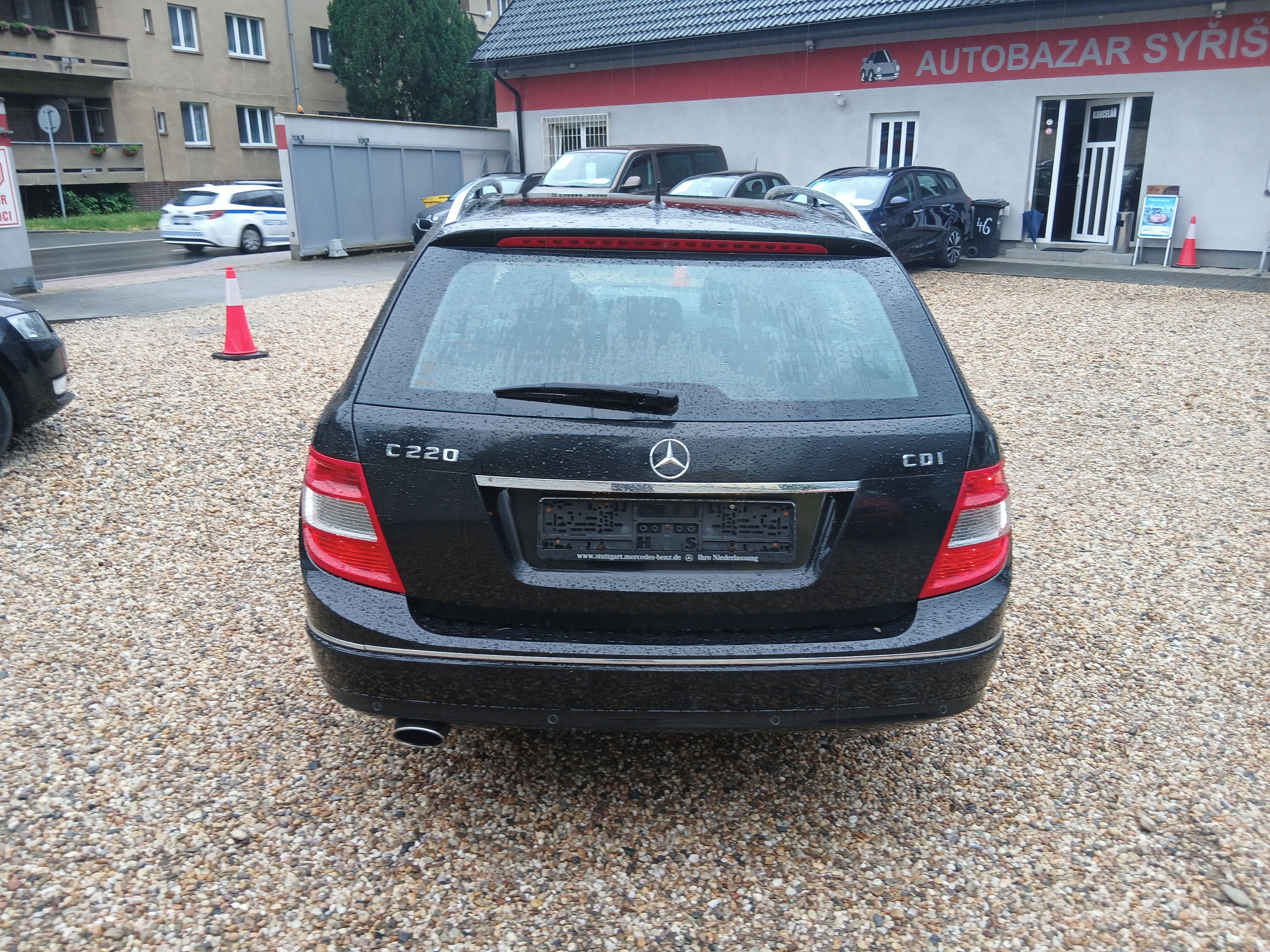 Mercedes-Benz Třídy C, C 220 CDi 125KW Kombi - fotka 6