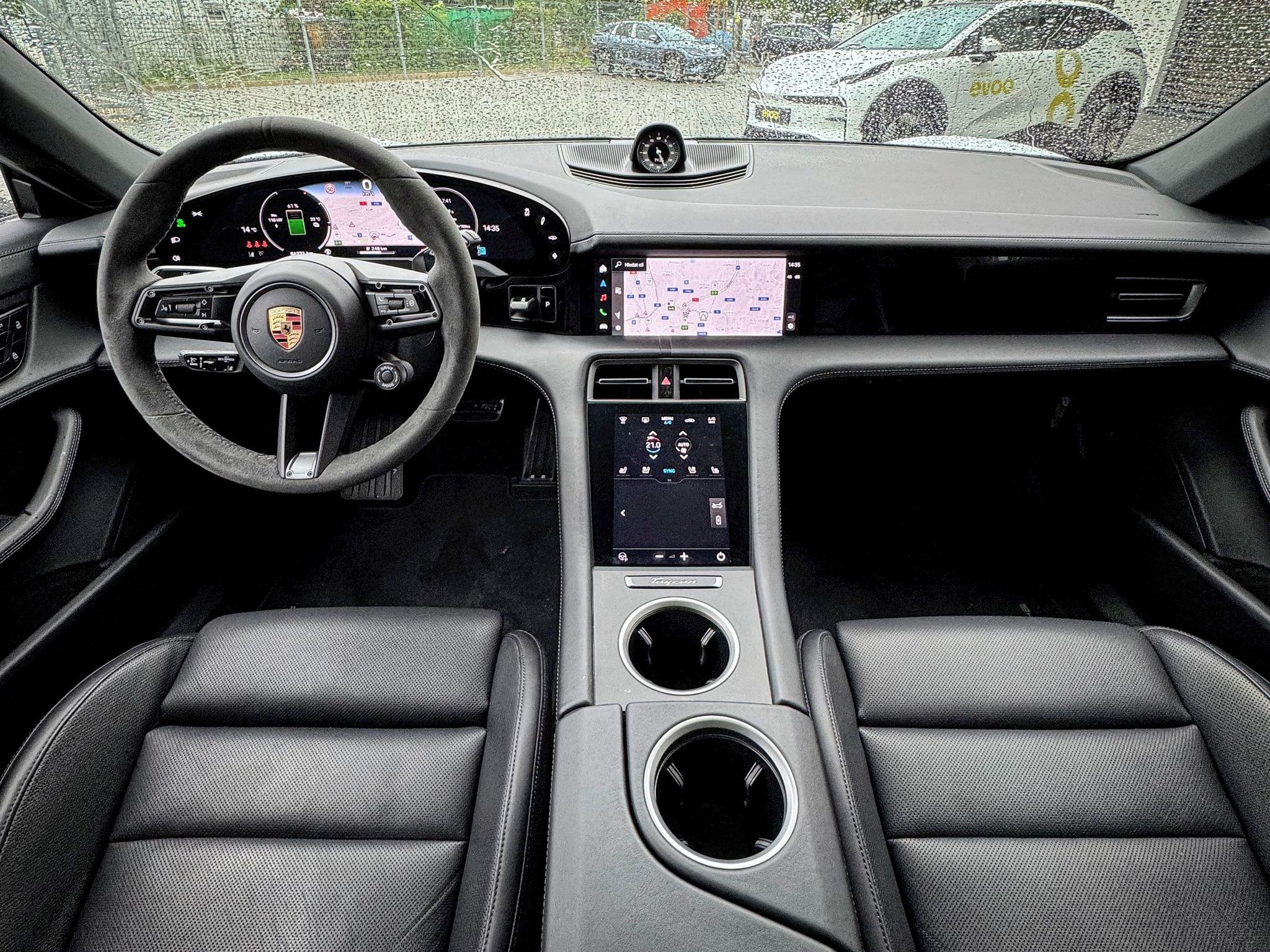 Porsche Taycan, 4S Cross Turismo - fotka 6