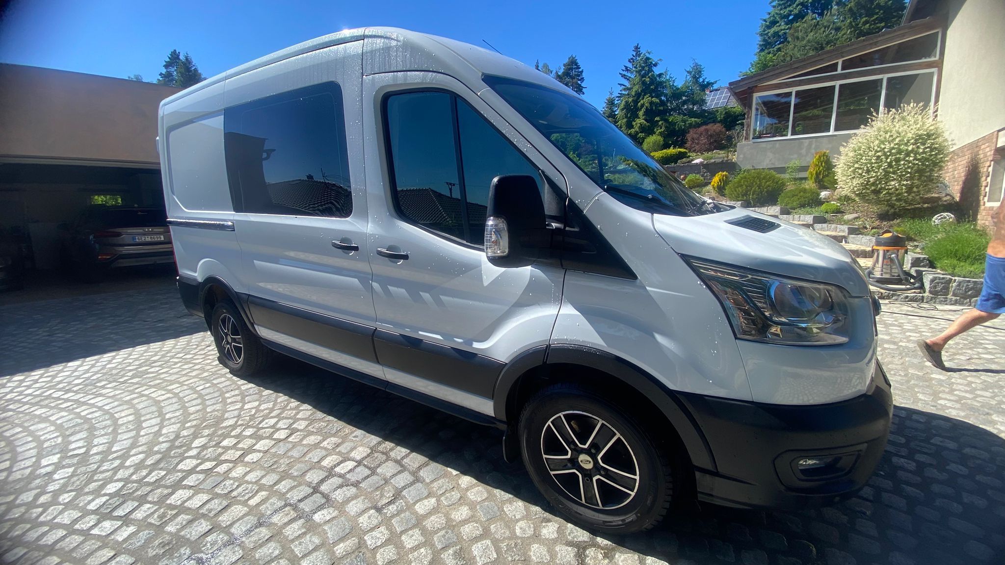 Ford Transit, 7-míst, hybrid - fotka 2