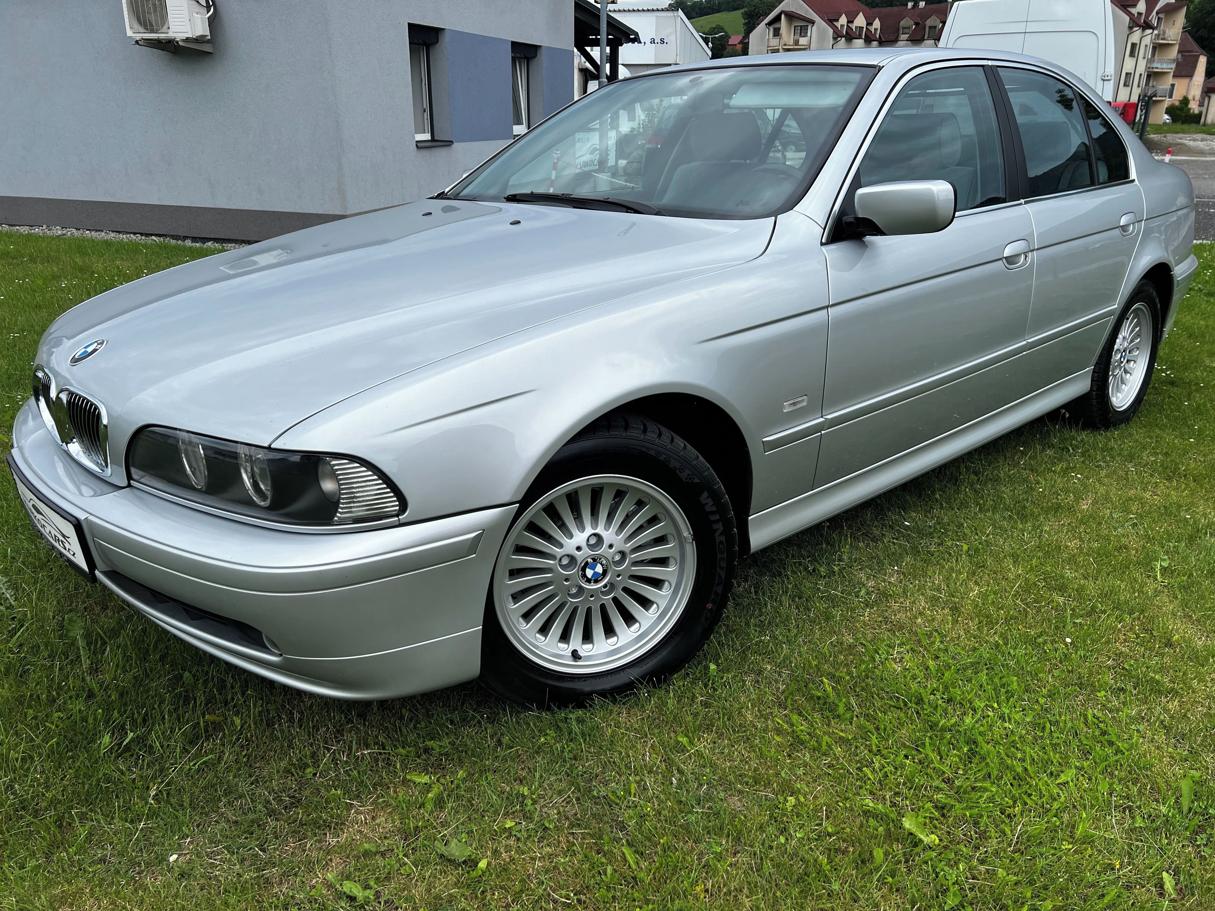 BMW Řada 5, 525i PĚKNÝ STAV !