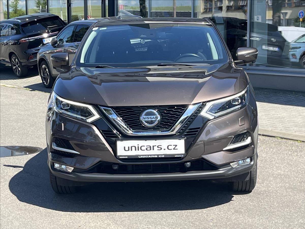 Nissan Qashqai, 1,3 DIG-T  N-Connecta - fotka 2