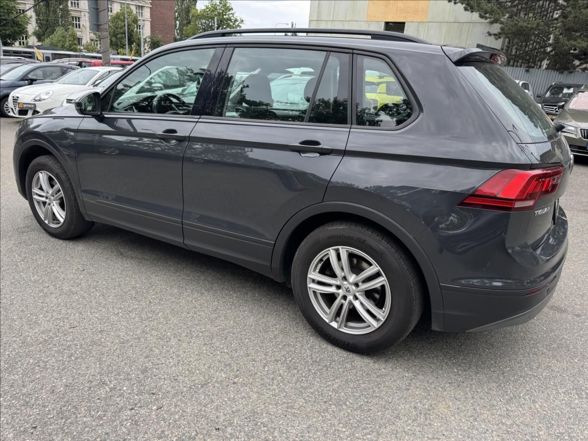 Volkswagen Tiguan, 2,0 DSG+4motion+tažné.! - fotka 6