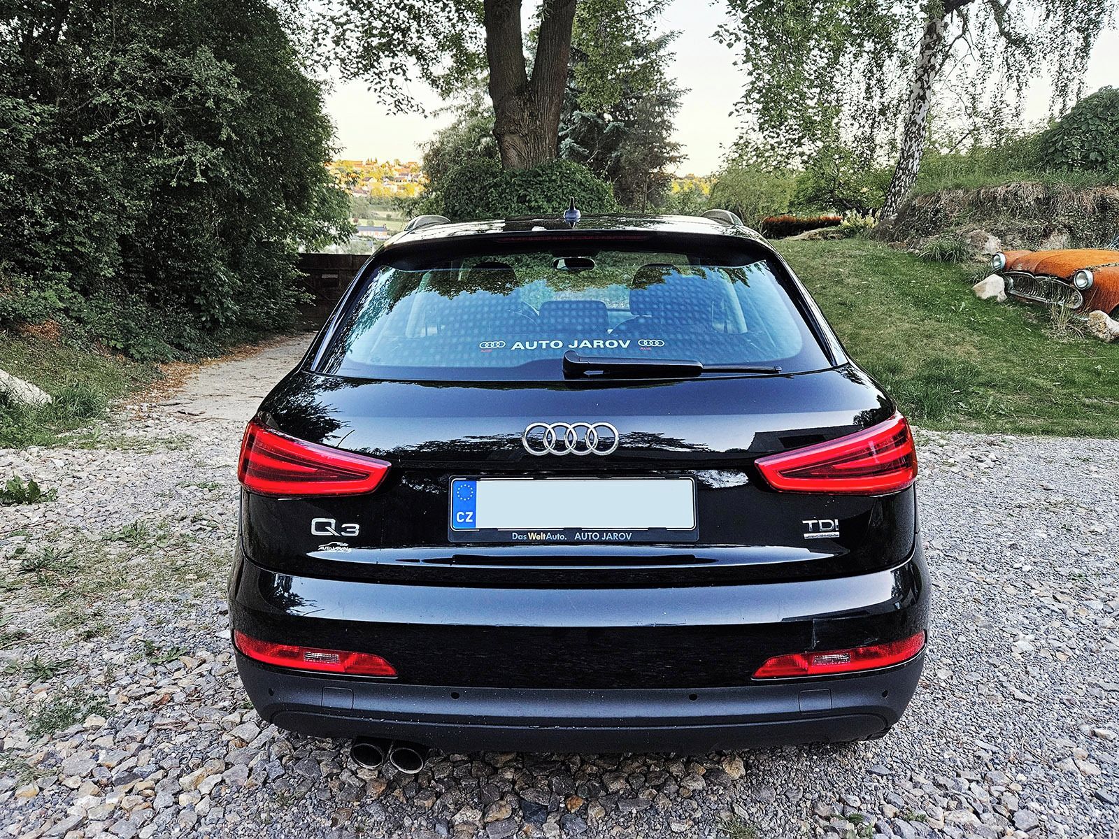 Audi Q3, 145t KM,130kW, ČR. 4x4, nehav. - fotka 2