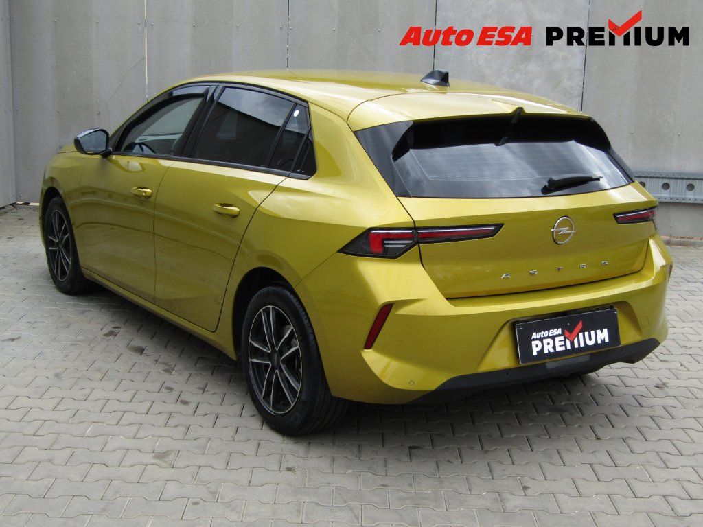 Opel Astra, 1.2 T,ČR,AC,tempo,kamera - fotka 6