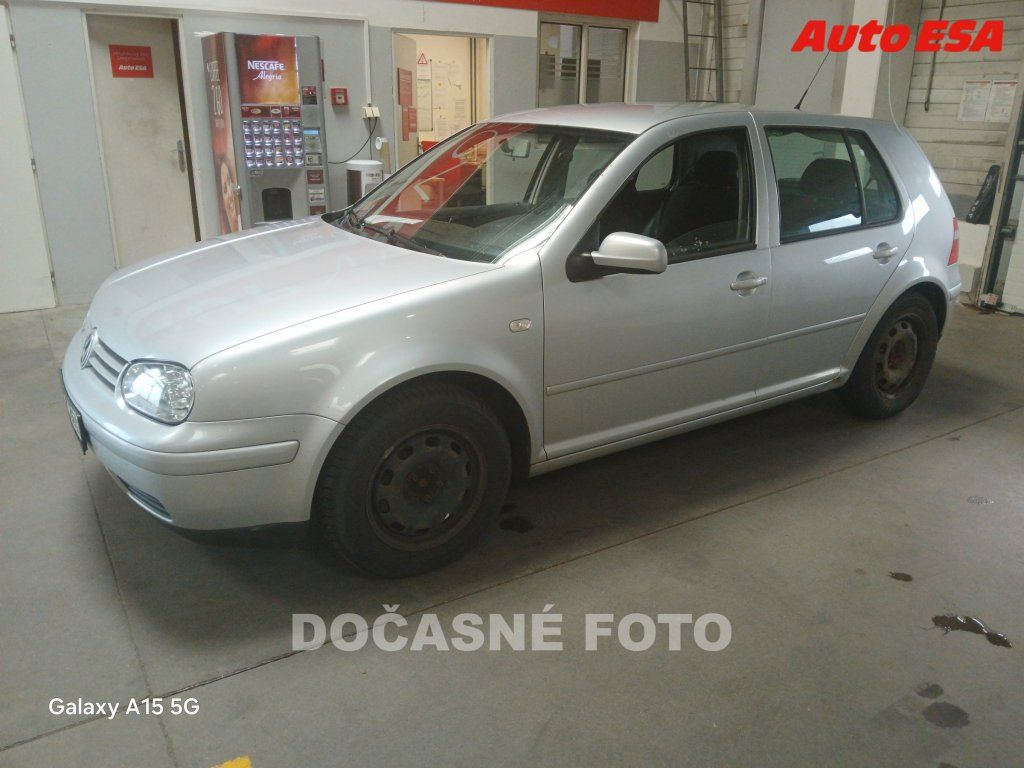 Volkswagen Golf, 2.0 i