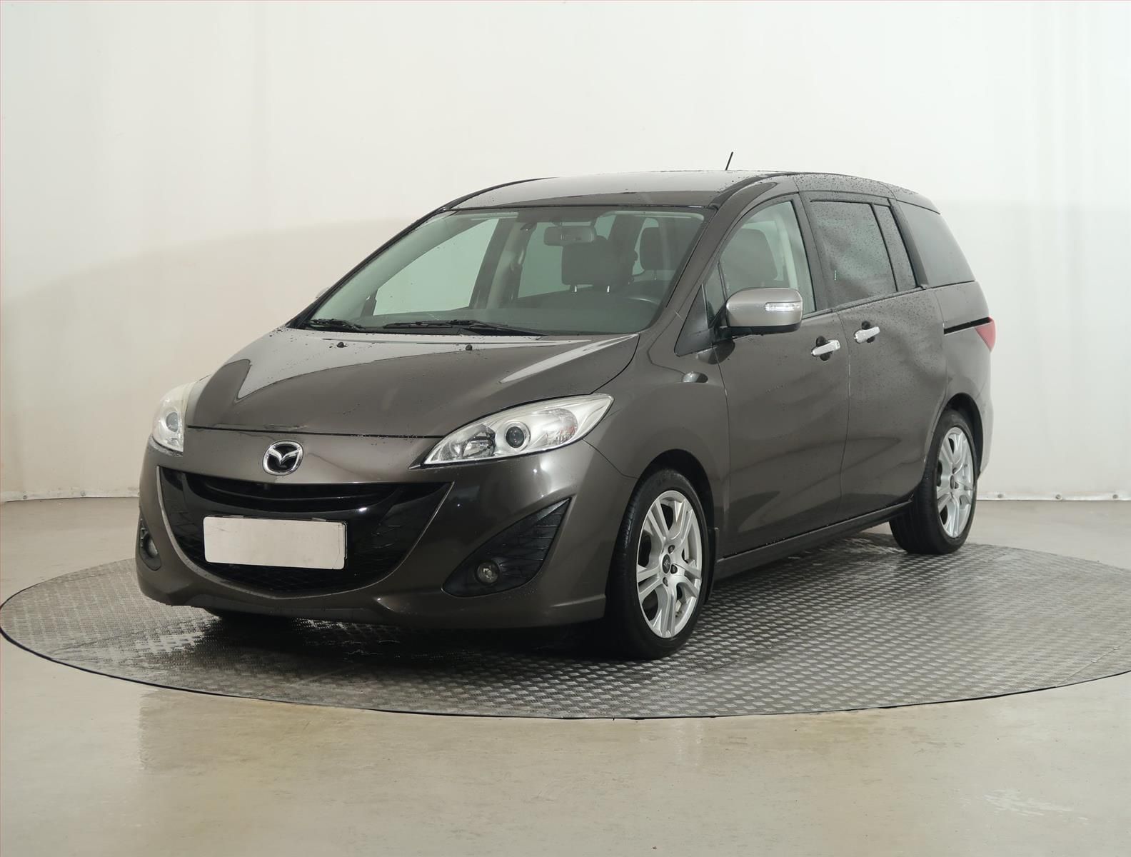 Mazda 5, 1.6 D, 7 míst, Navi - fotka 2