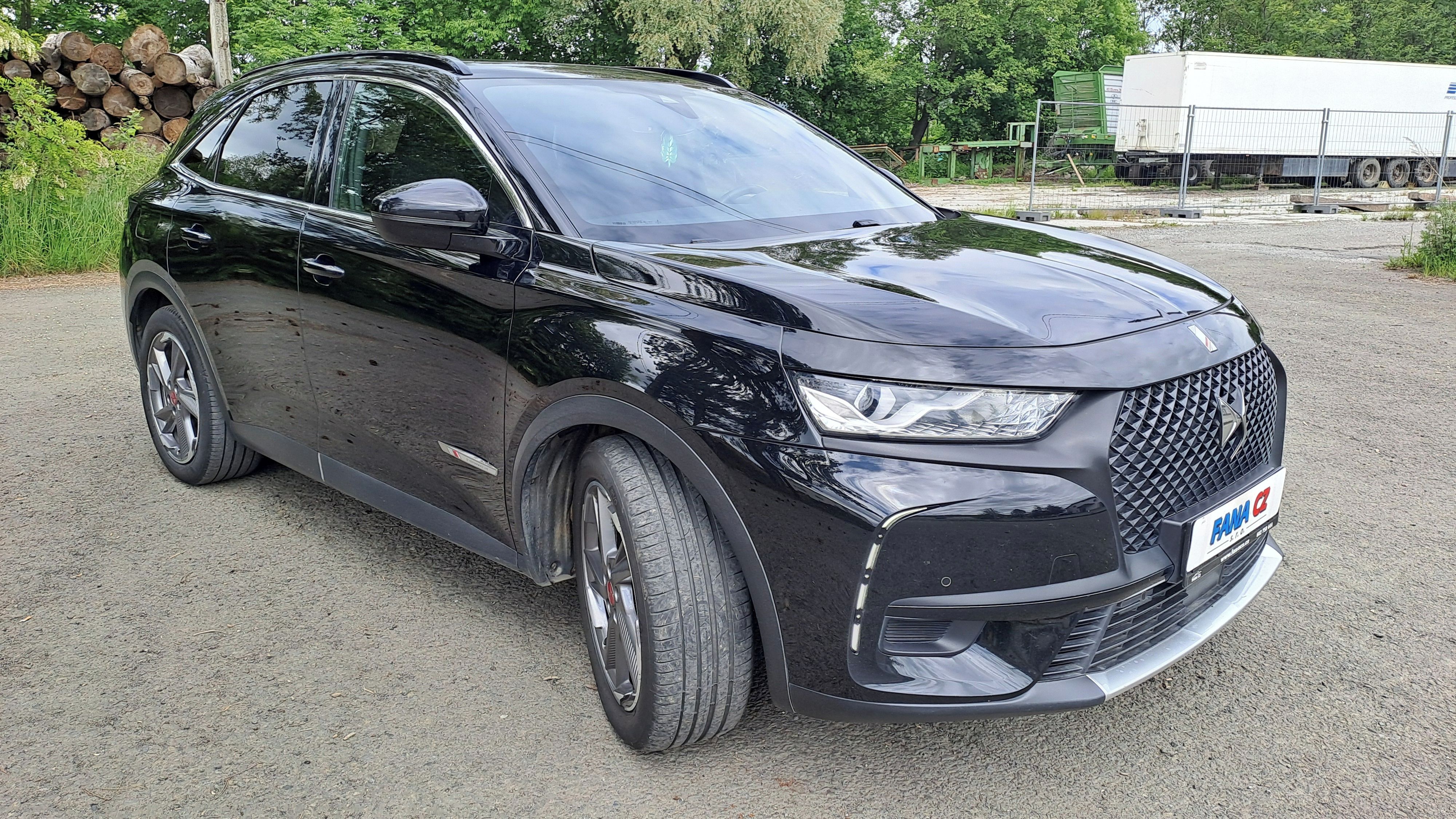 DS 7 Crossback, E-Tense 4x4 PERFORMANCE Line - fotka 3