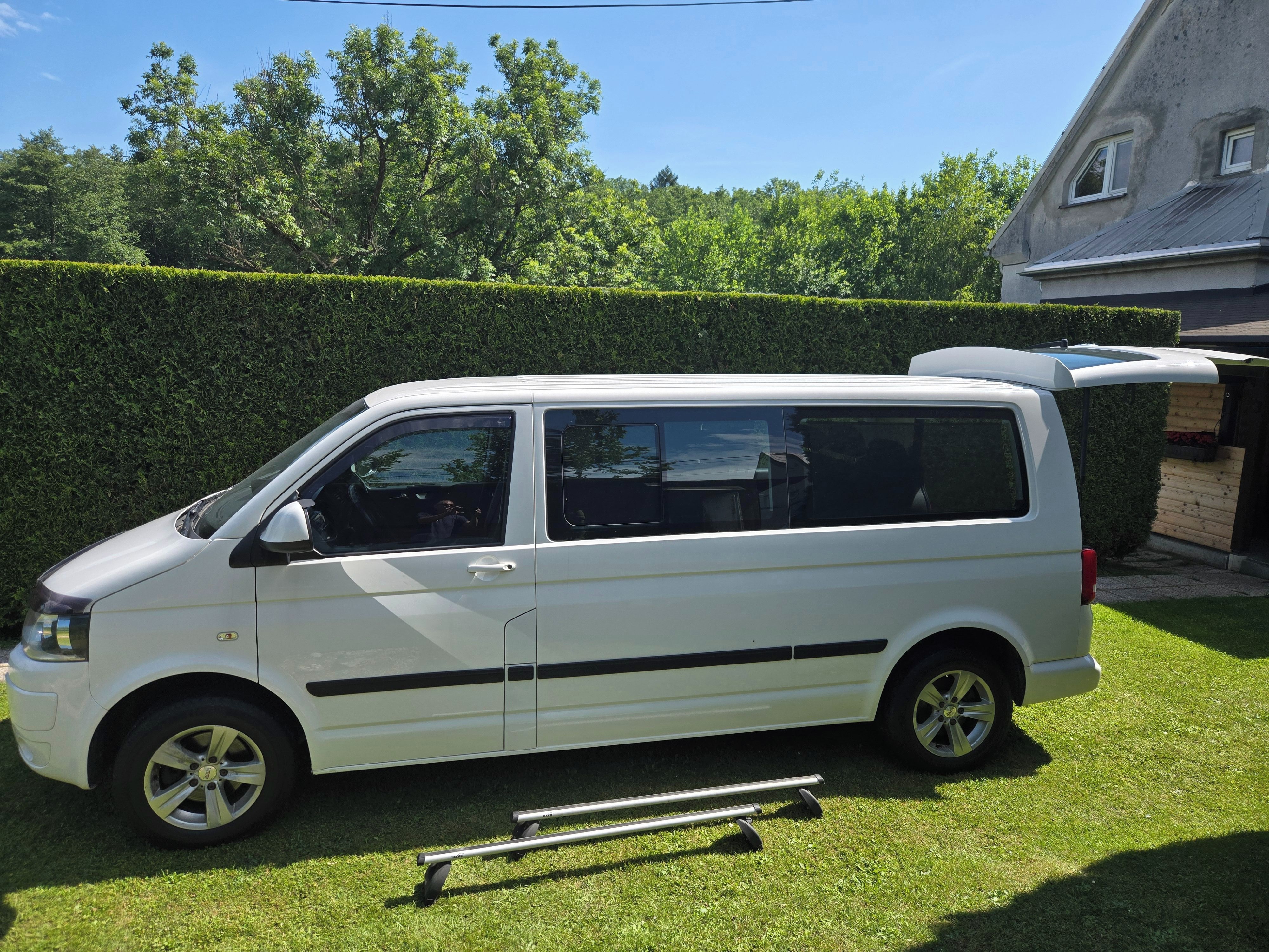 Volkswagen Caravelle, VW Caravelle Long 9 2,0 TDI, - fotka 6
