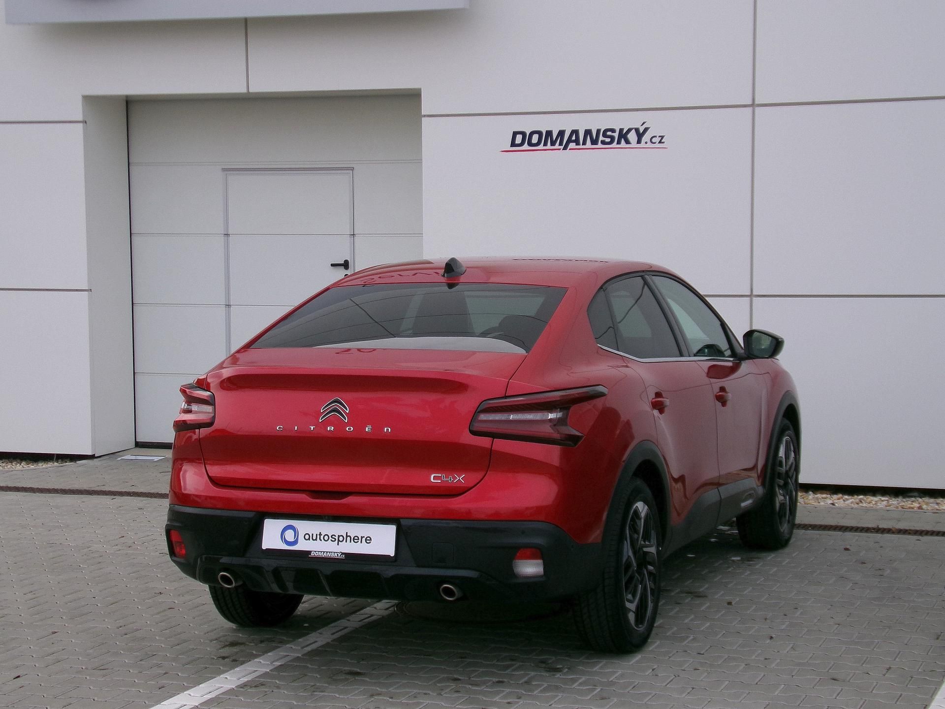 Citroën C4 X, C4 X SHINE 1.2 PureTech 96kW - fotka 3