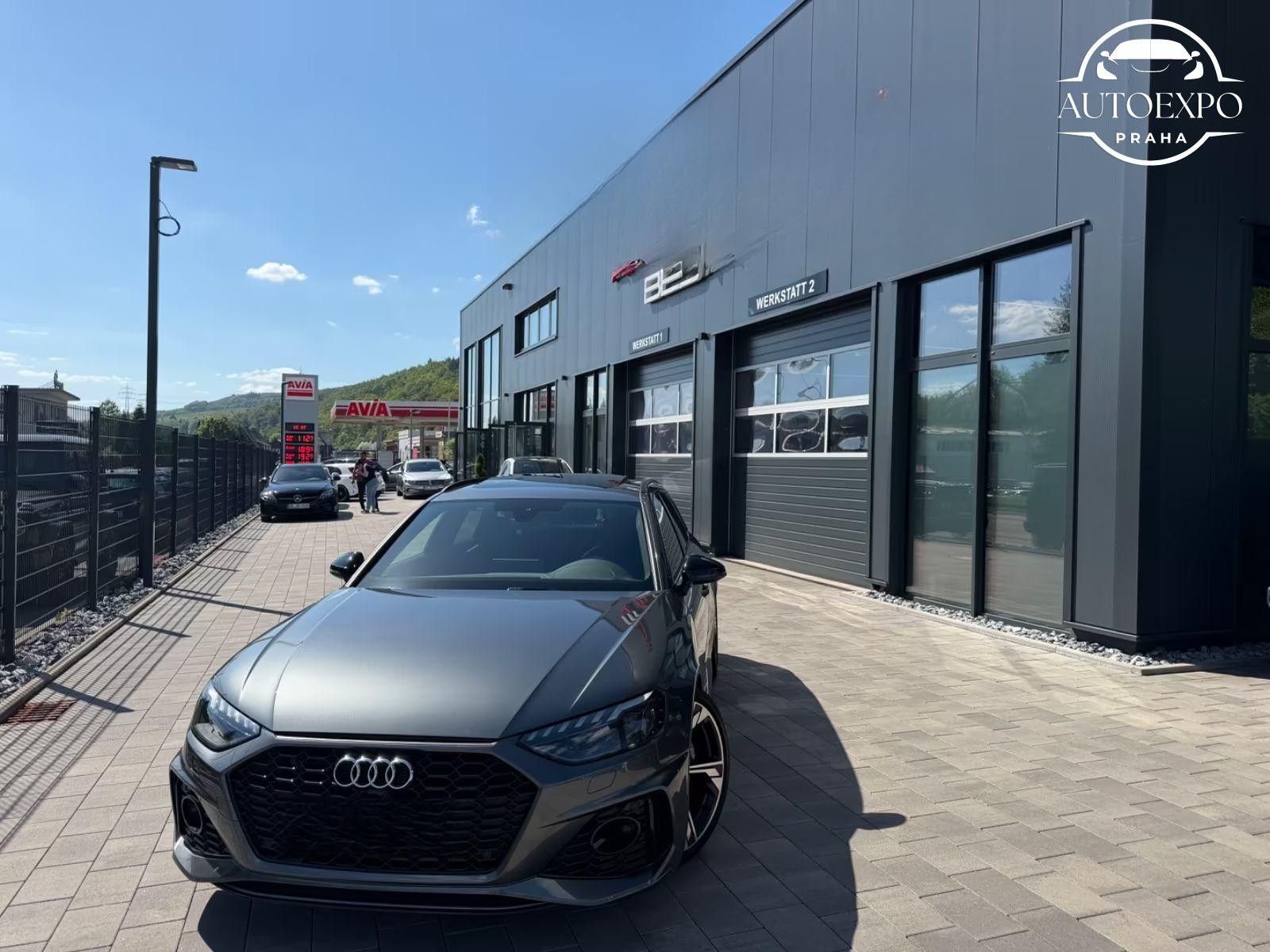 Audi RS4, Avant Quattro*1.HAND*PANO*B&O*
