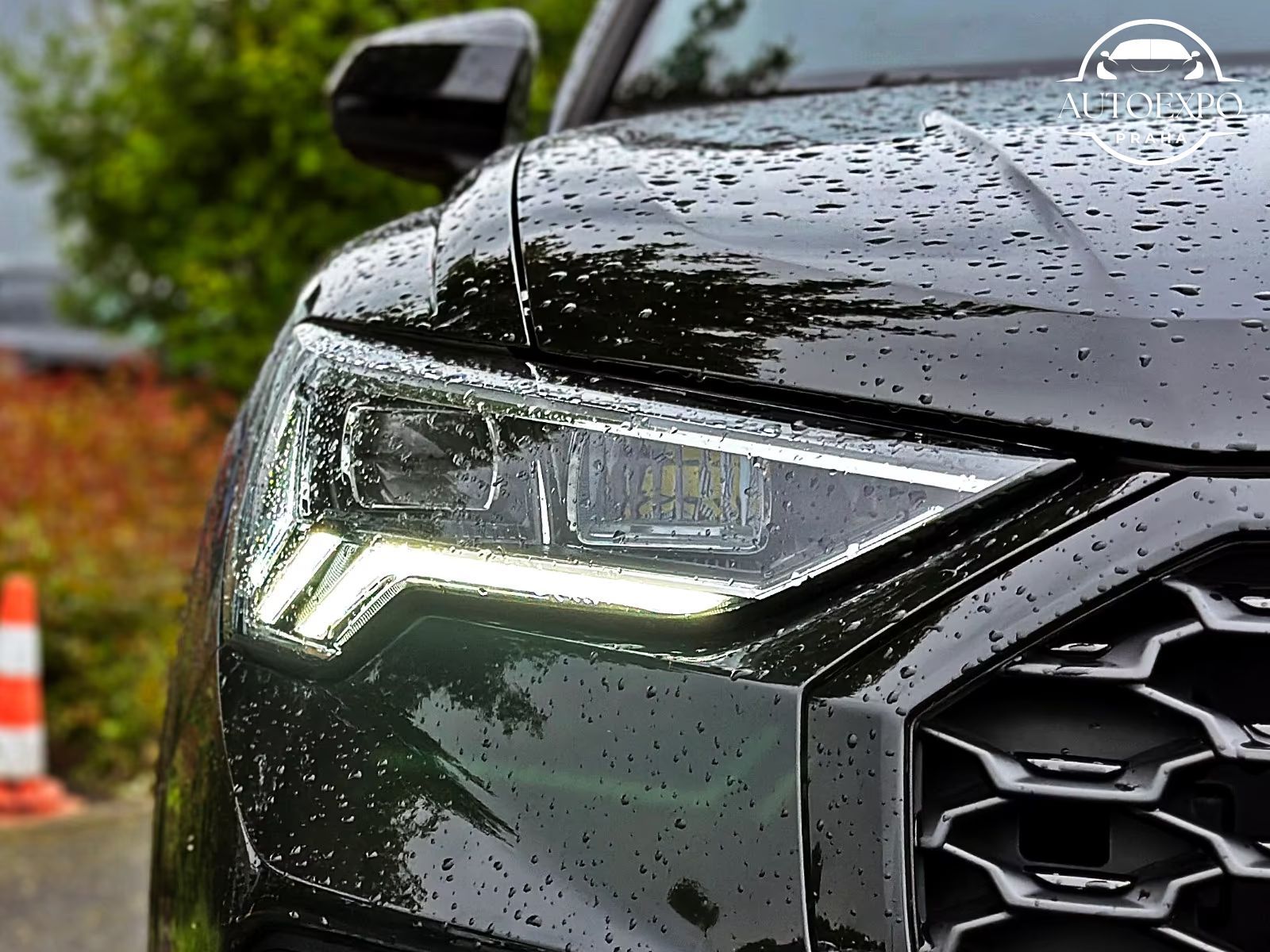 Audi Q3, Sportback 35TFSI S LINE BLACK - fotka 6
