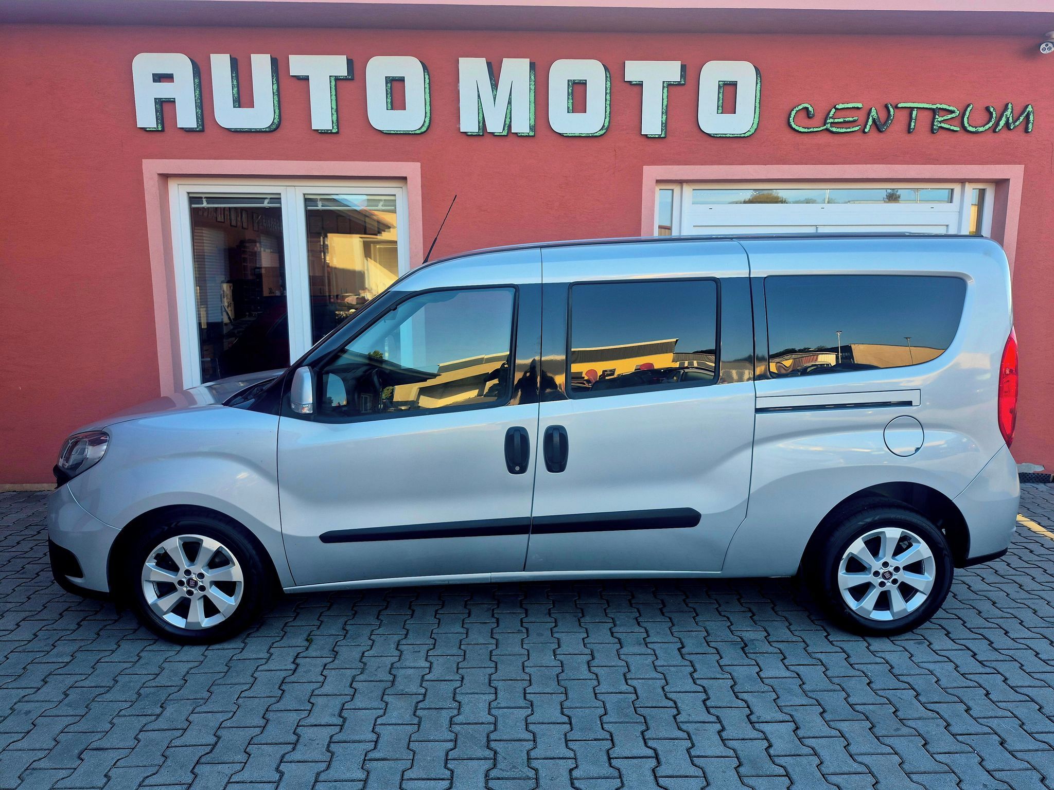 Fiat Dobló, 1.6 JTDM SX Maxi - fotka 2
